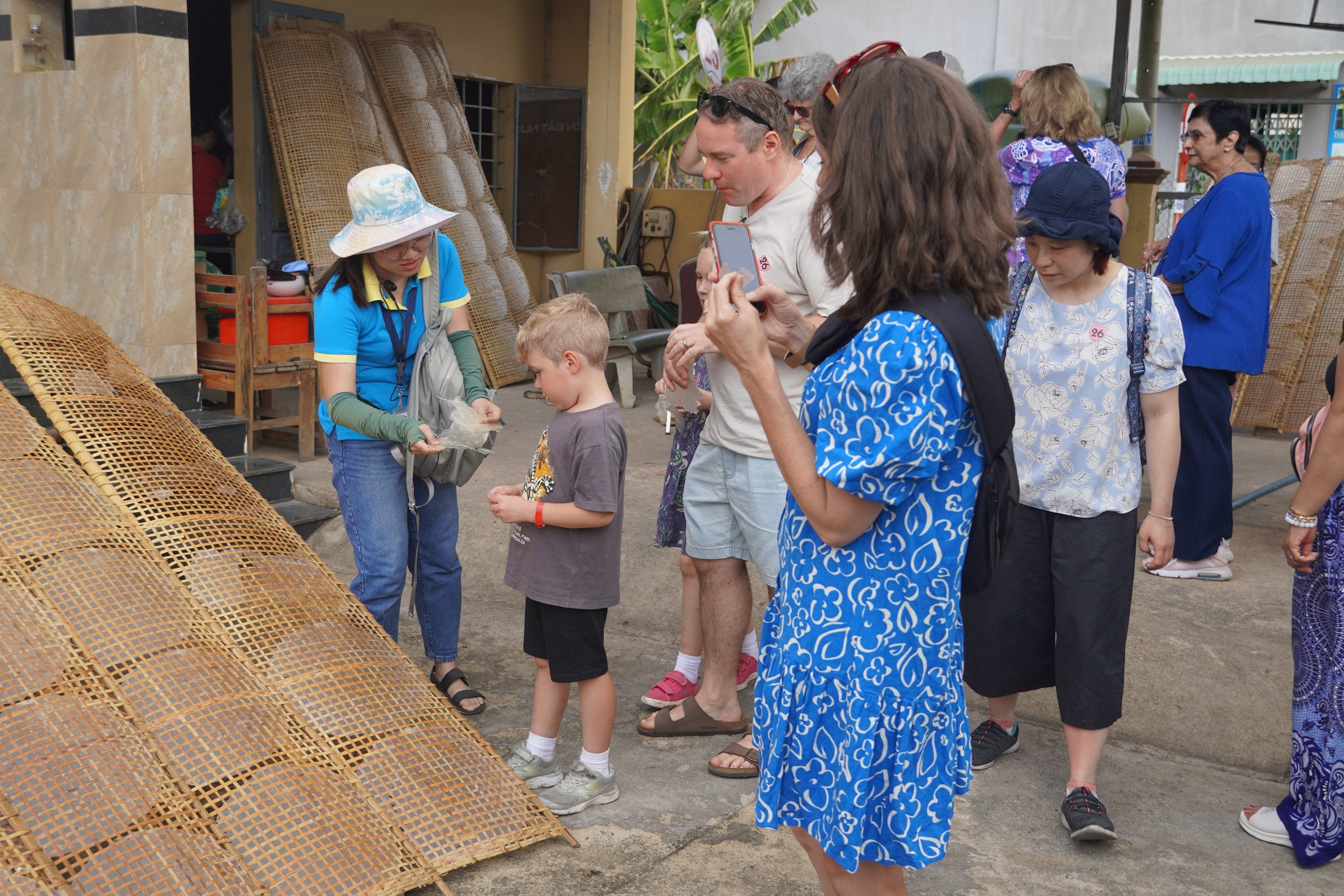 Siêu tàu Spectrum of The Seas đưa 4.485 khách quốc tế tới Bà Rịa - Vũng Tàu- Ảnh 7. Siêu tàu Spectrum of The Seas đưa 4.485 khách quốc tế tới Bà Rịa - Vũng Tàu- Ảnh 7.