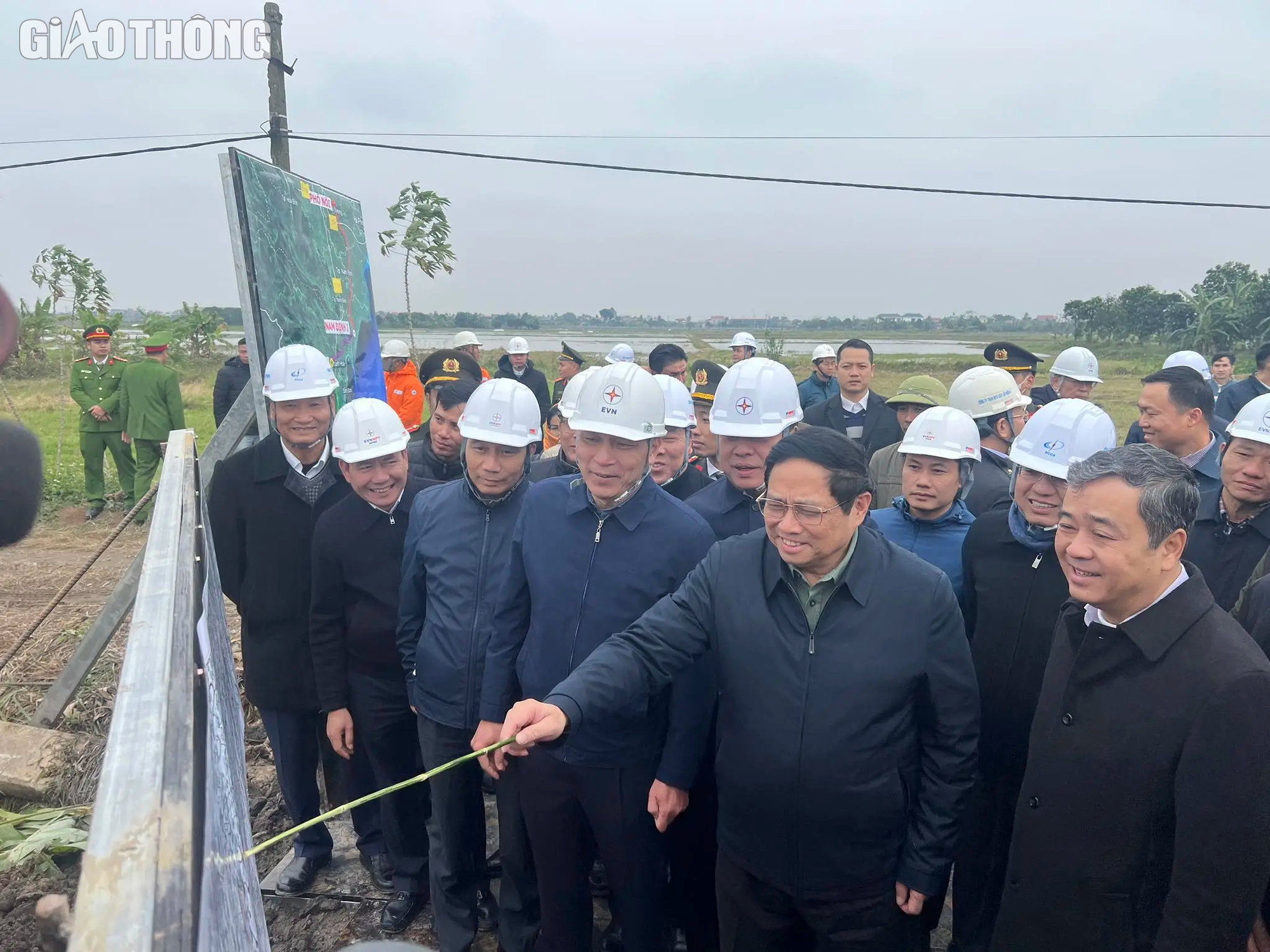 Nước về hồ thủy điện &iacute;t, căng thẳng cung ứng điện m&ugrave;a kh&ocirc;- Ảnh 2.