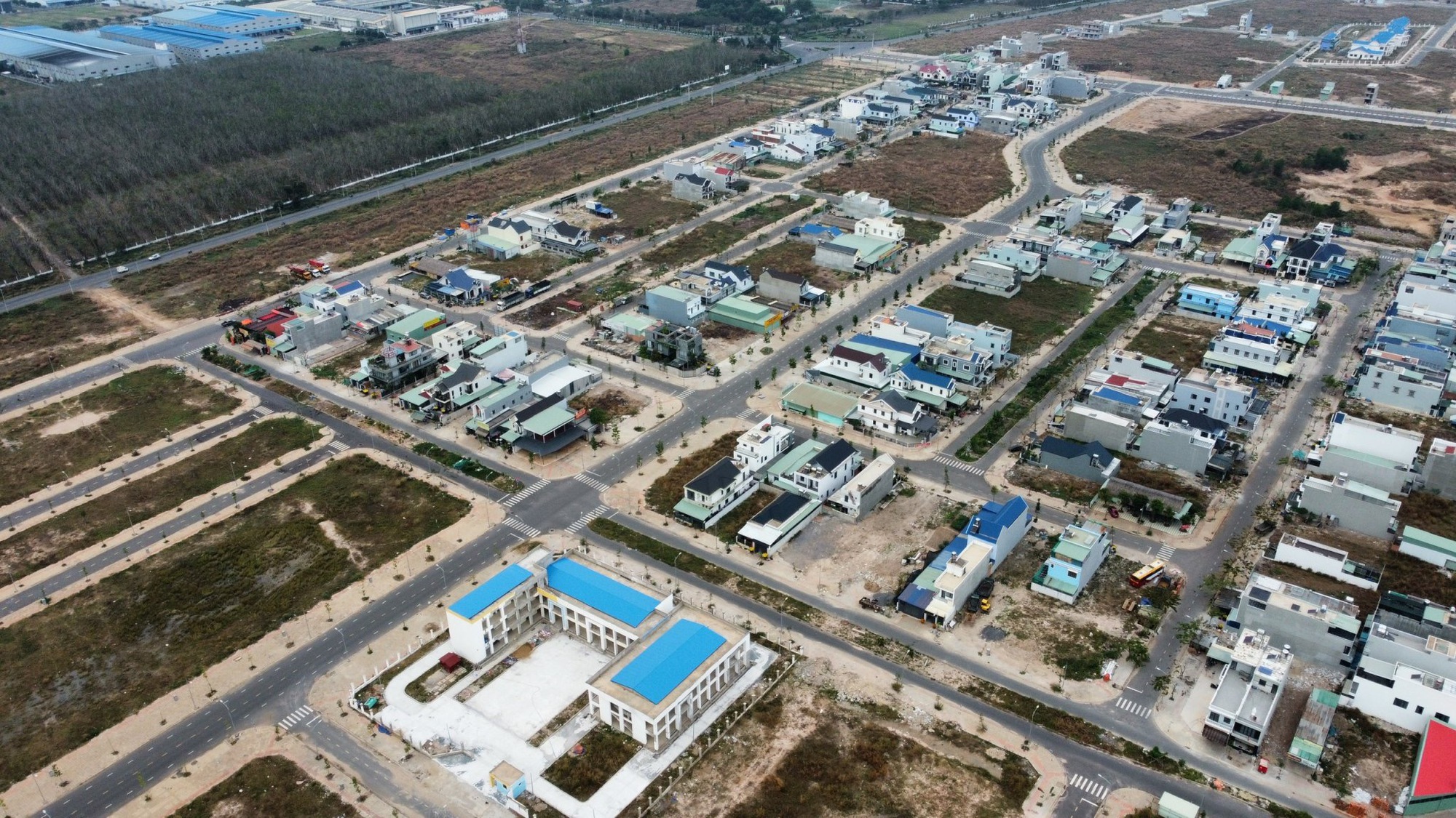 Nhiều trường học, chợ ở khu t&aacute;i định cư s&acirc;n bay Long Th&agrave;nh sắp về đ&iacute;ch- Ảnh 1.