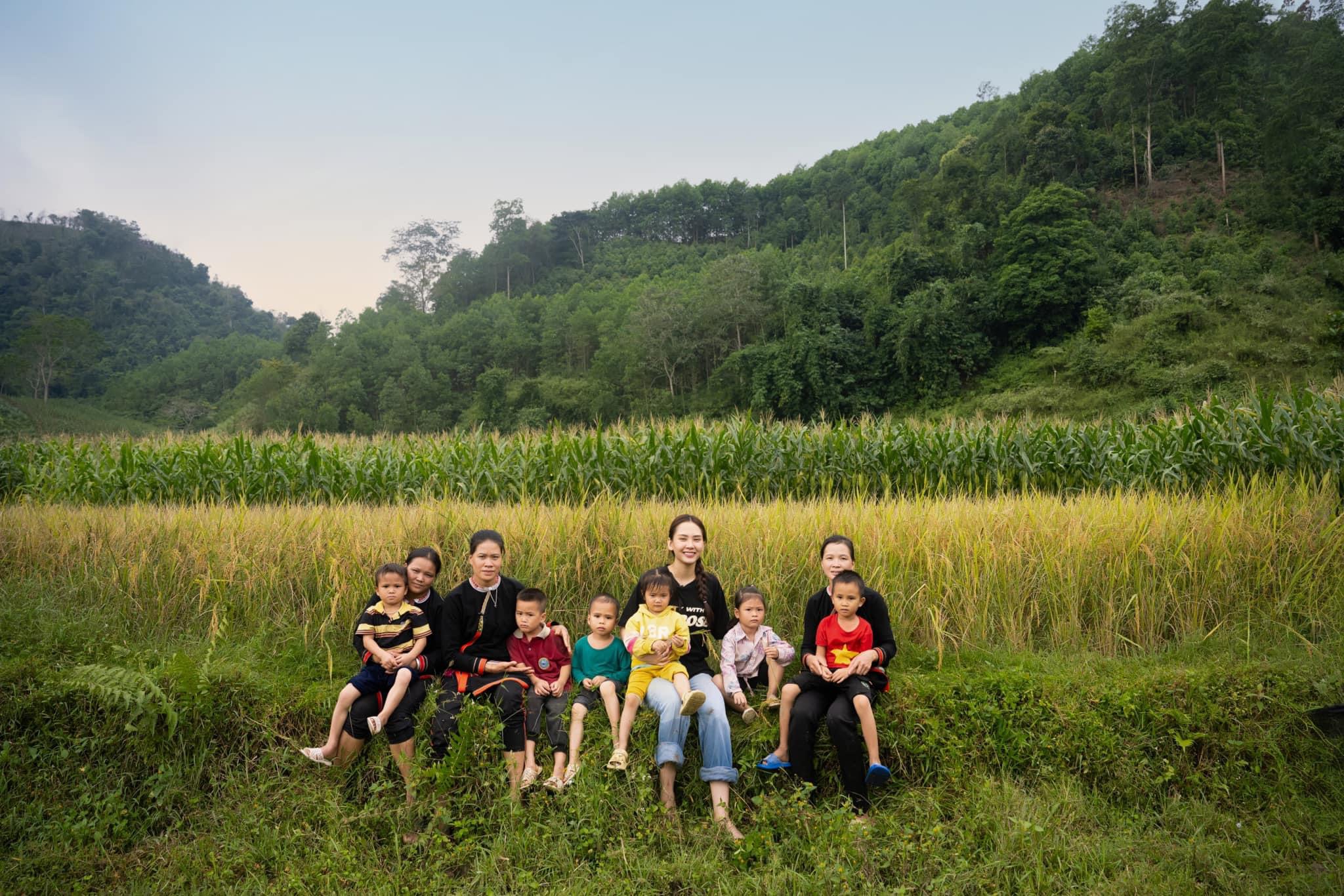 Hoa hậu Mai Phương thuyết tr&igrave;nh dự &aacute;n nh&acirc;n &aacute;i, Miss World Philippines d&agrave;nh nhiều lời khen- Ảnh 7.