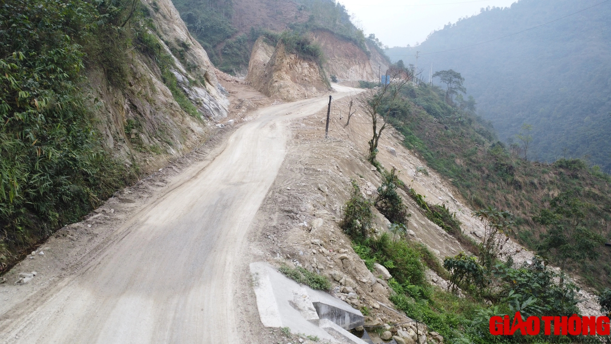 H&agrave; Giang: Tỉnh lộ 1.500 tỷ đồng c&oacute; về đ&iacute;ch đ&uacute;ng hẹn?- Ảnh 9.