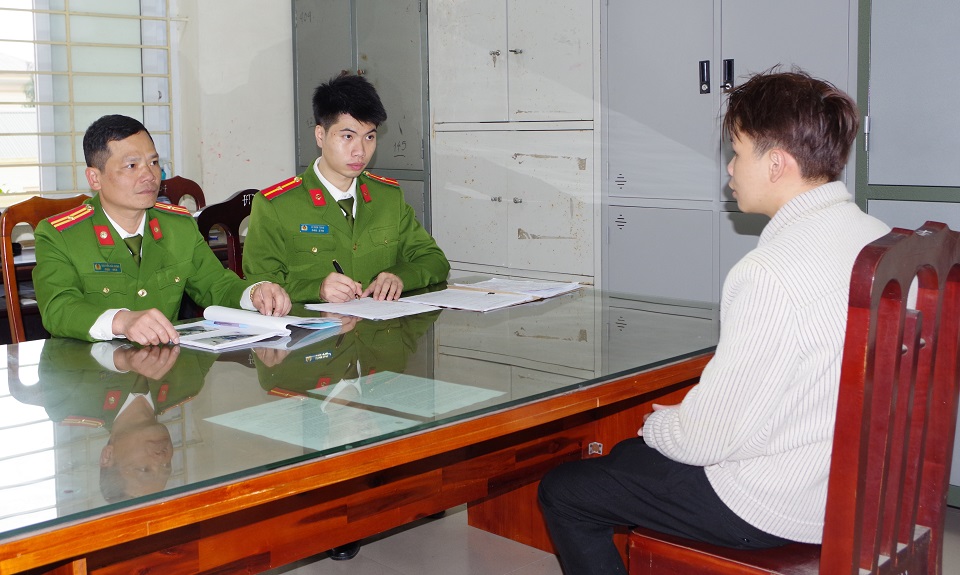 Bạn rượu mượn xe, tự g&acirc;y tai nạn tử vong, nam thanh ni&ecirc;n bị khởi tố- Ảnh 1.