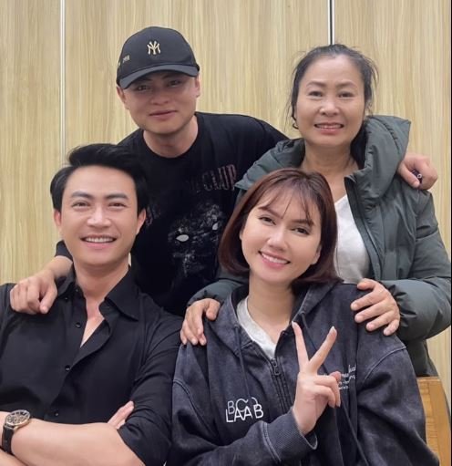 Phim si&ecirc;u ngắn 3 ph&uacute;t B&ecirc;n hiếu b&ecirc;n t&igrave;nh: Những t&igrave;nh huống 