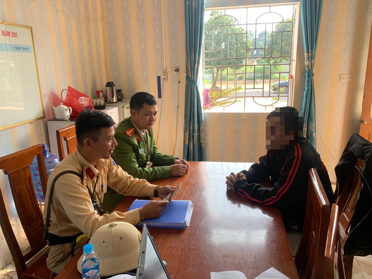 Nhiều trường hợp 