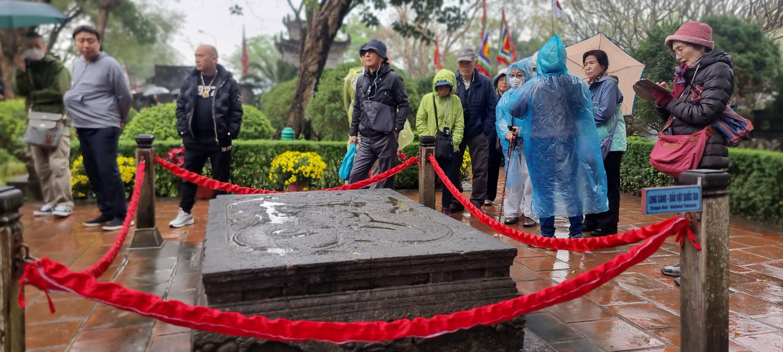 Chi&ecirc;m ngưỡng 2 bảo vật quốc gia tại Ninh B&igrave;nh- Ảnh 5.