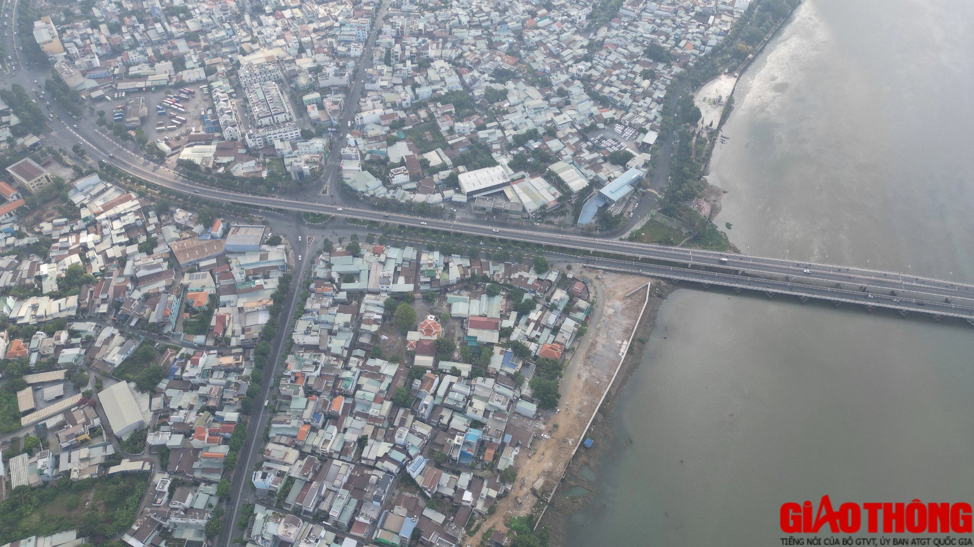 Đường ven sông Đồng Nai thành hình sau hơn hai năm thi công- Ảnh 12. Đường ven sông Đồng Nai thành hình sau hơn hai năm thi công- Ảnh 12.