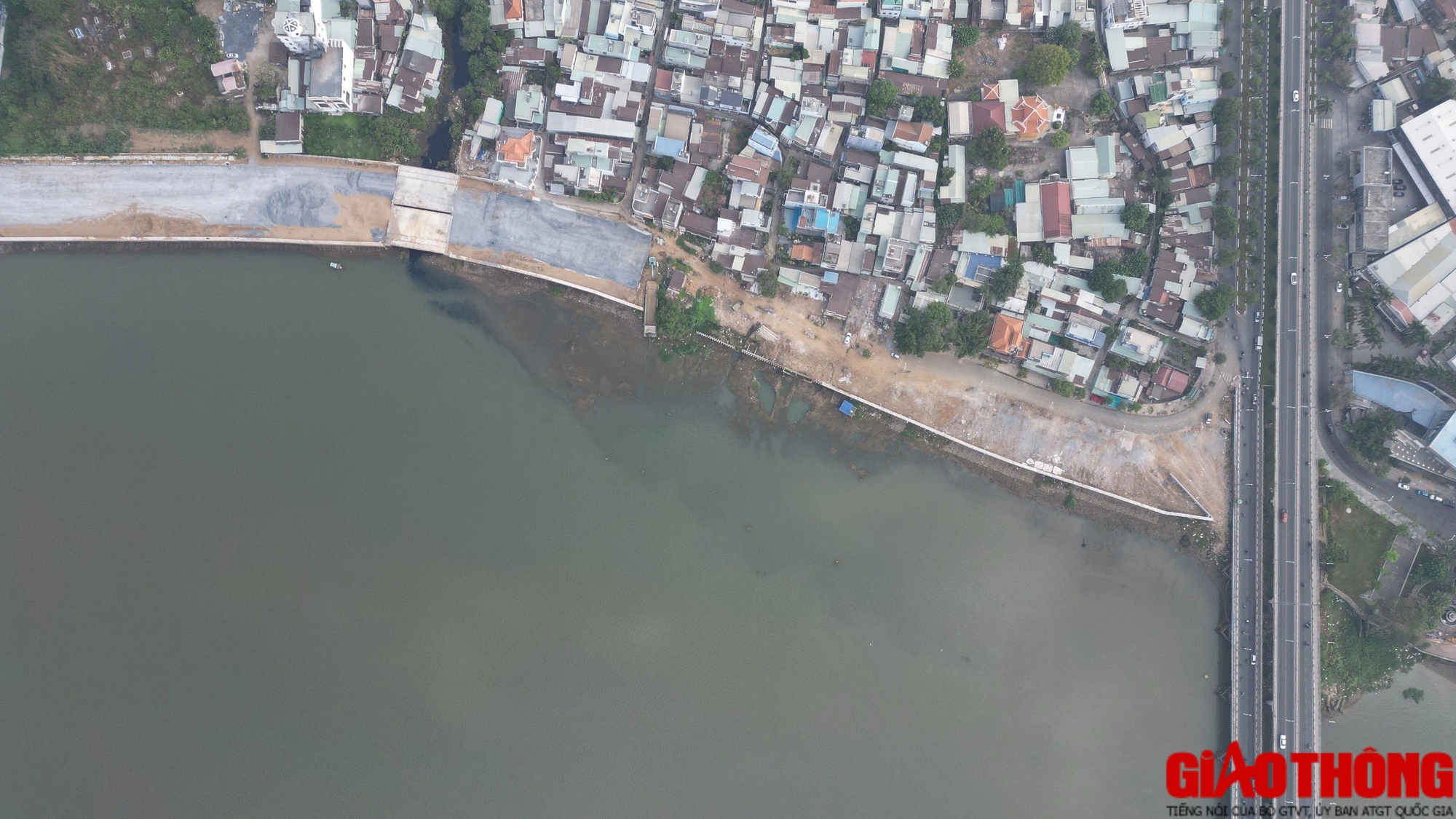 Đường ven sông Đồng Nai thành hình sau hơn hai năm thi công- Ảnh 17. Đường ven sông Đồng Nai thành hình sau hơn hai năm thi công- Ảnh 17.