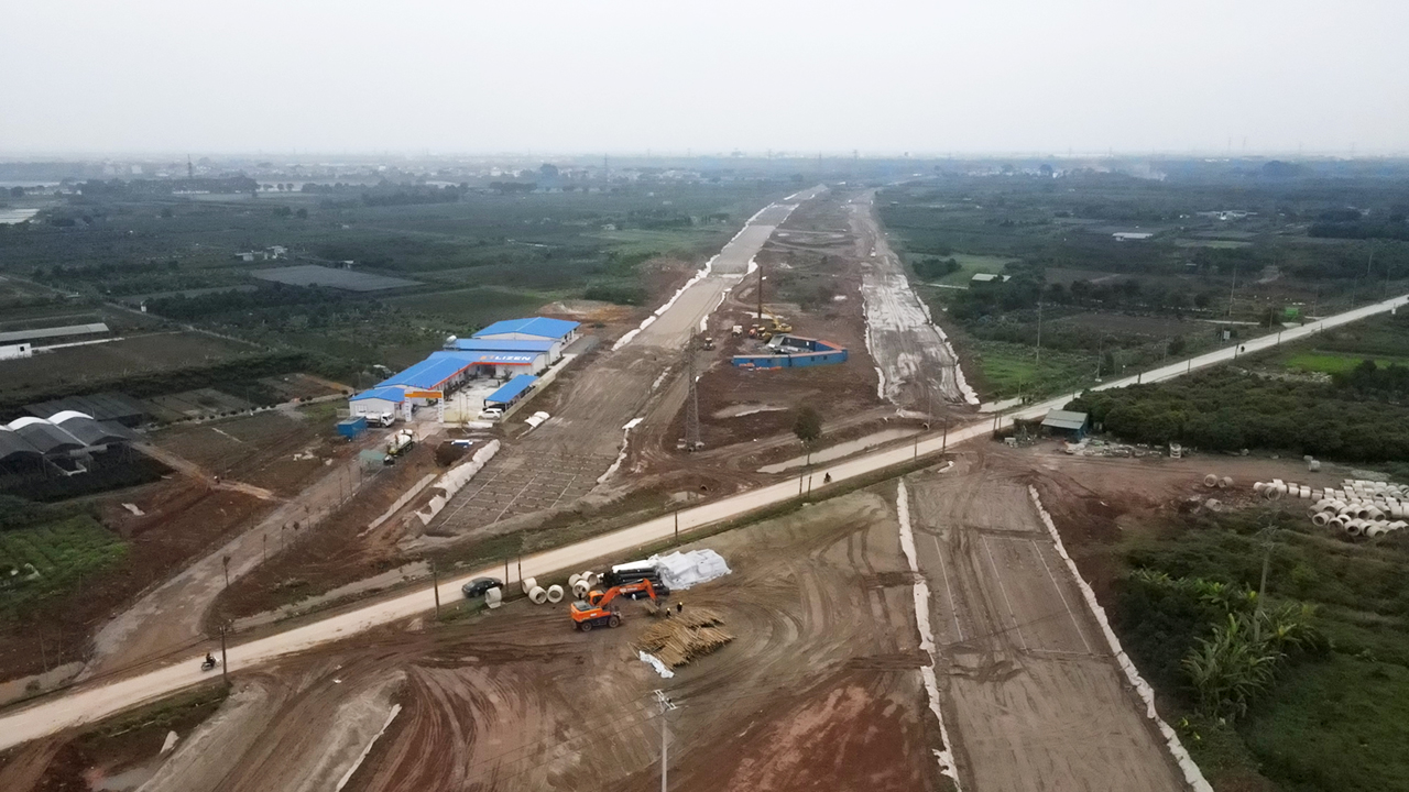 Dự &aacute;n đường song h&agrave;nh V&agrave;nh đai 4 qua Hưng Y&ecirc;n đang thi c&ocirc;ng ra sao?- Ảnh 1.