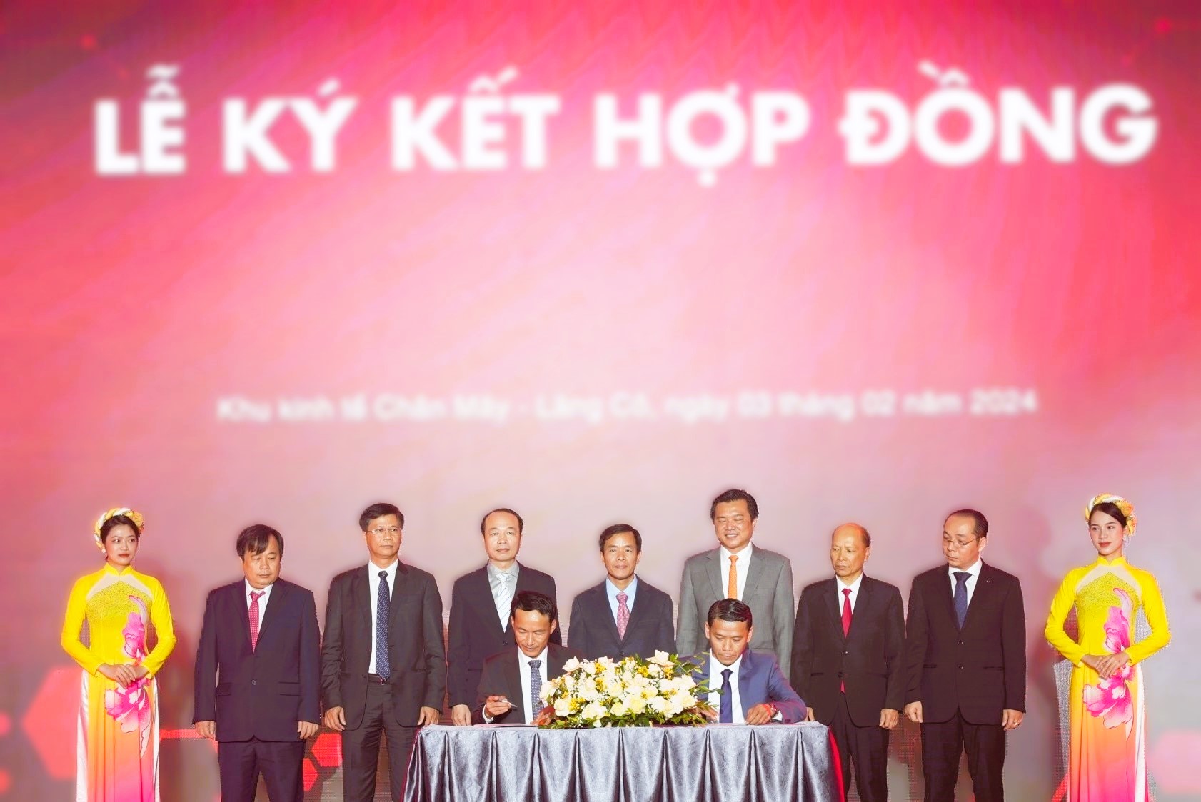 Dự án sản xuất lắp ráp ô tô hơn 4 nghìn tỷ ở Huế ra mắt 19 xe bus đầu tiên- Ảnh 3. Dự án sản xuất lắp ráp ô tô hơn 4 nghìn tỷ ở Huế ra mắt 19 xe bus đầu tiên- Ảnh 3.