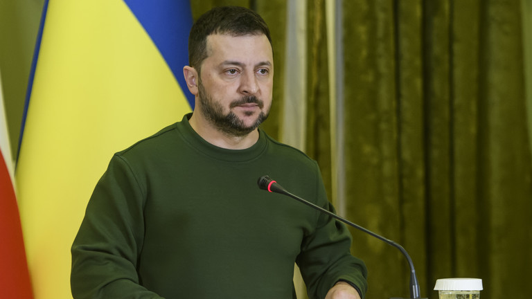 Tổng thống Ukraine cho biết Nga đang chuẩn bị một cuộc tấn c&ocirc;ng mới từ cuối th&aacute;ng 5/2024.