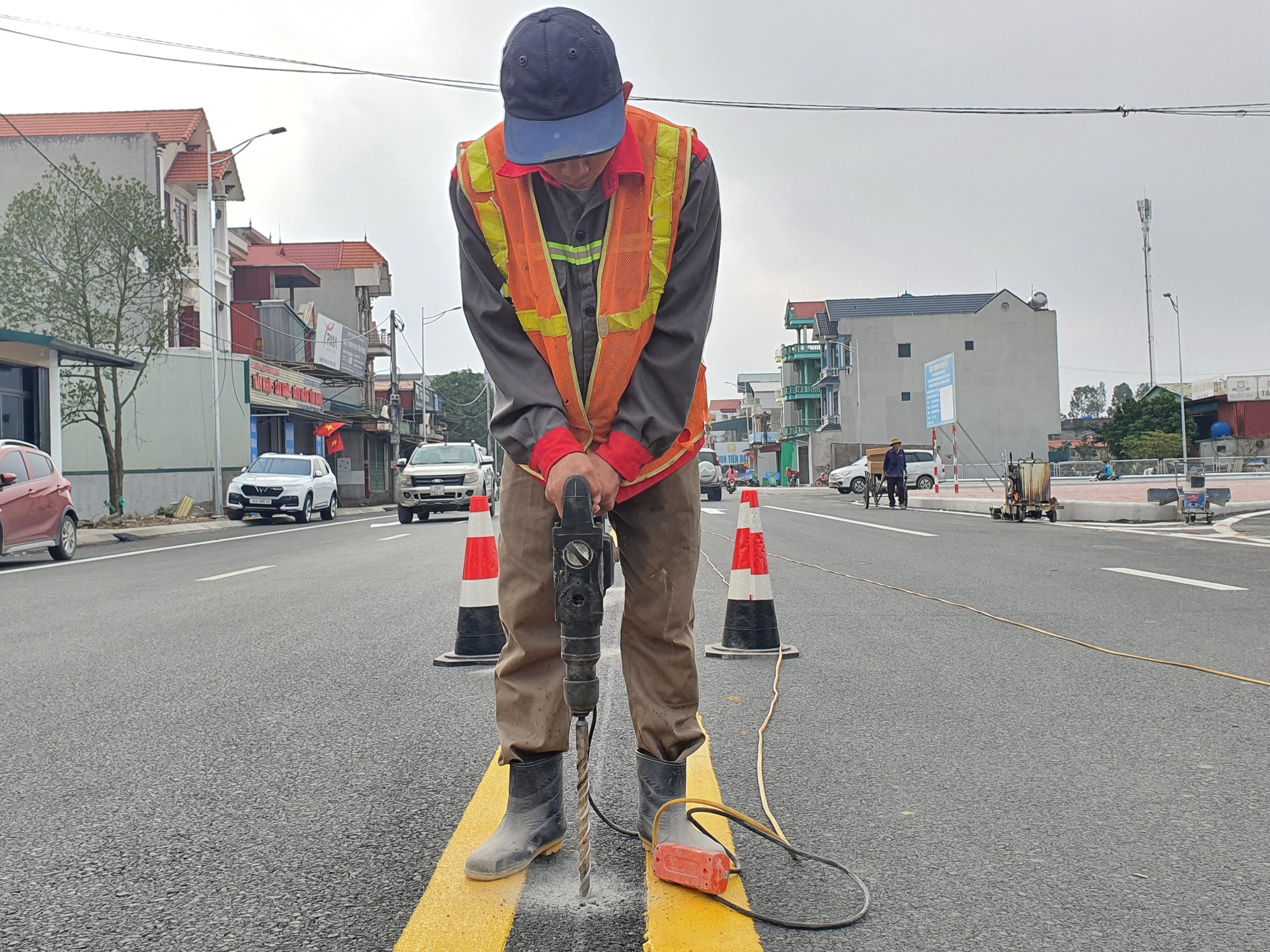 N&uacute;t giao kết nối đường tỉnh 392 với cao tốc H&agrave; Nội - Hải Ph&ograve;ng ch&iacute;nh thức th&ocirc;ng xe - Ảnh 11.