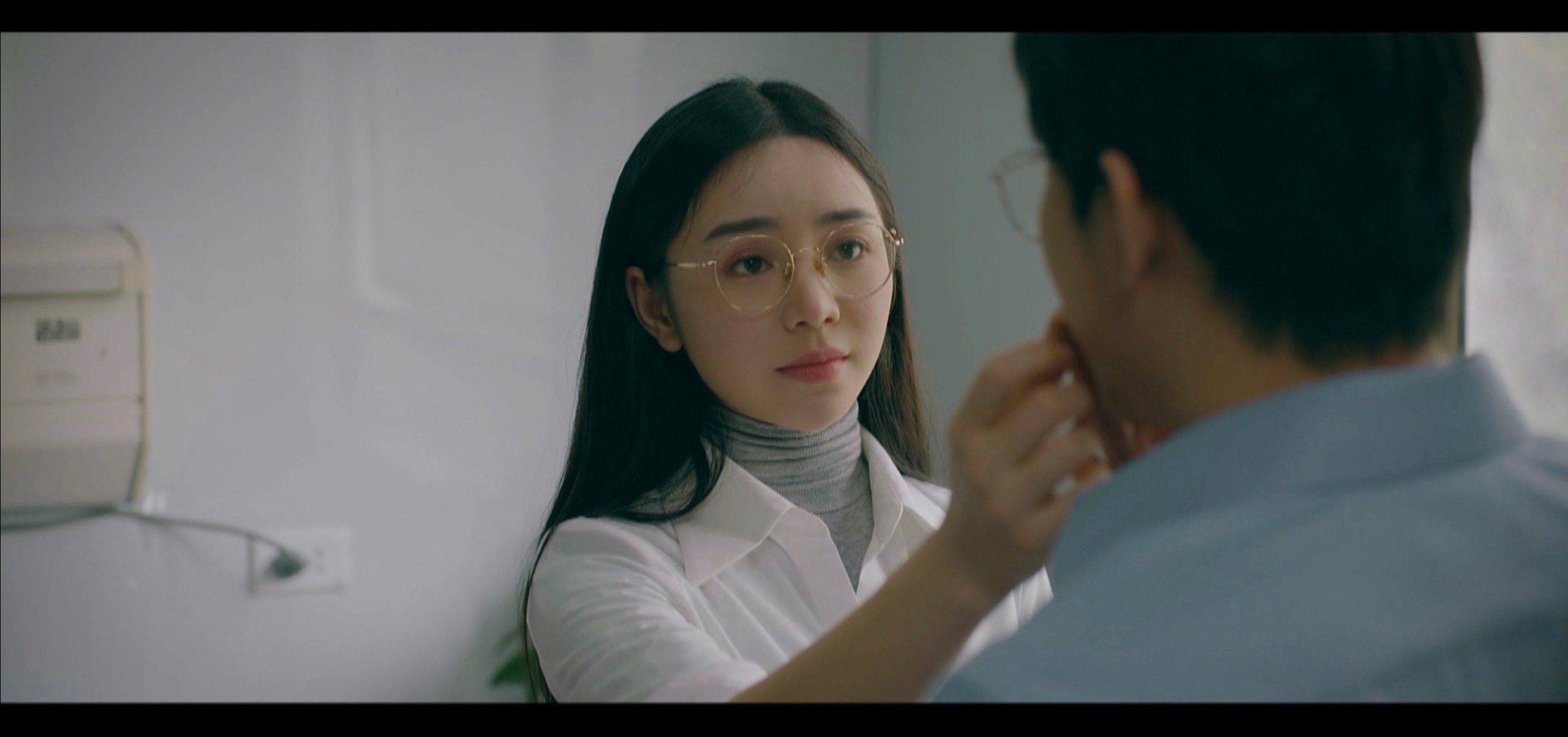 Sau những nỗ lực của T&ugrave;ng, Nguyệt đ&atilde; bắt đầu mềm l&ograve;ng kh&ocirc;ng muốn ly h&ocirc;n.