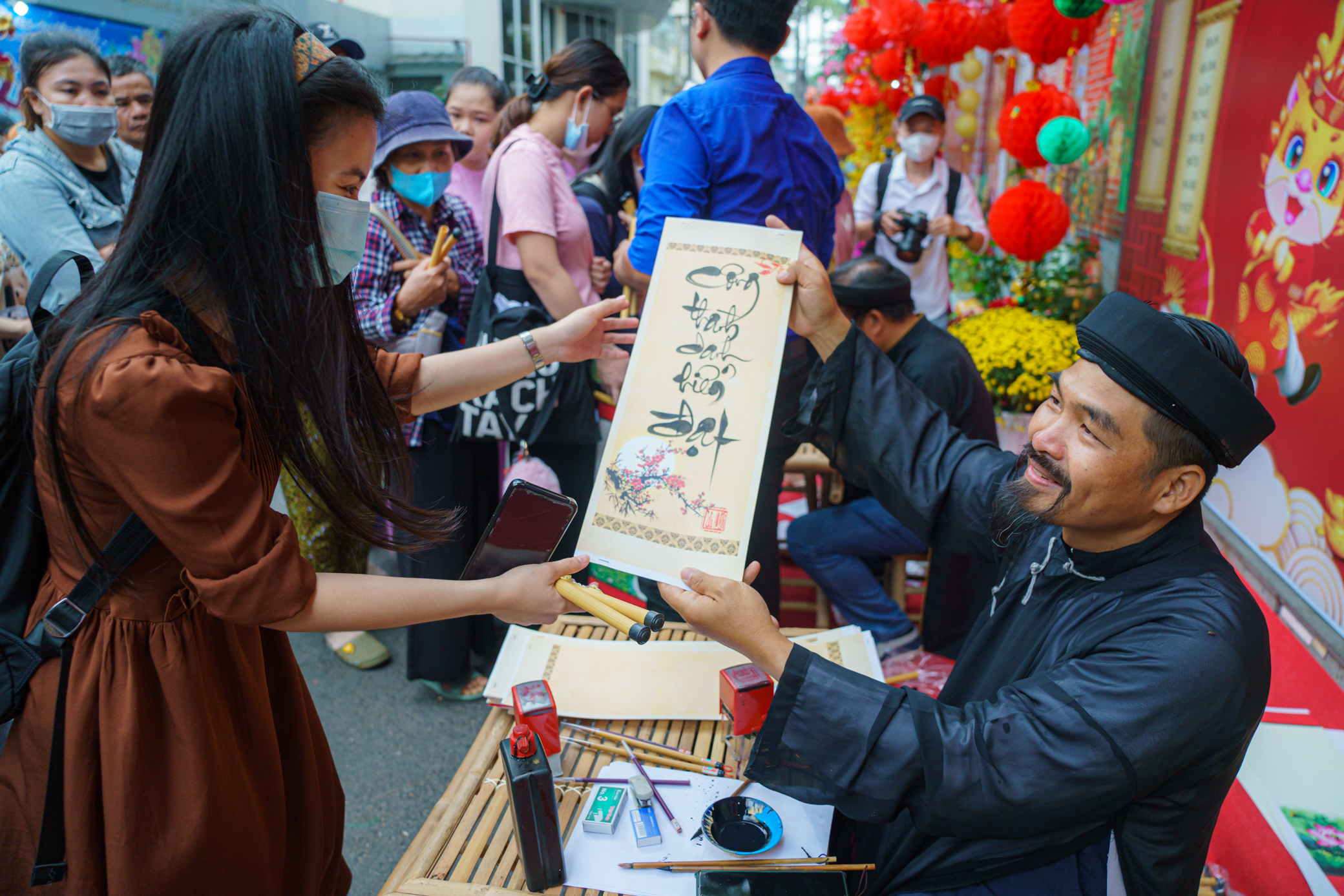 Nghìn người dạo chơi ở đường xuân đặc biệt trong bệnh viện Chợ Rẫy- Ảnh 10. Nghìn người dạo chơi ở đường xuân đặc biệt trong bệnh viện Chợ Rẫy- Ảnh 10.