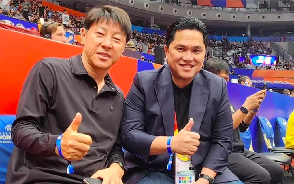 HLV Shin Tae-yong c&oacute; h&agrave;nh động cực kh&oacute; hiểu sau tuy&ecirc;n bố chia tay tuyển Indonesia- Ảnh 1.