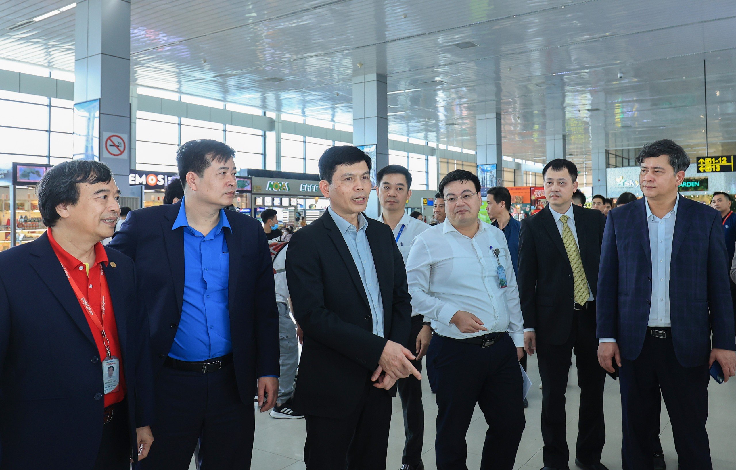 Thứ trưởng GTVT: H&agrave;ng kh&ocirc;ng cần phản ứng chuy&ecirc;n nghiệp nhất t&igrave;nh huống ph&aacute;t sinh dịp Tết- Ảnh 2.