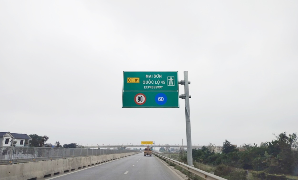 Cao tốc Mai Sơn - QL45 n&acirc;ng tốc độ, chuẩn bị đưa v&agrave;o khai th&aacute;c một n&uacute;t giao lớn- Ảnh 1.