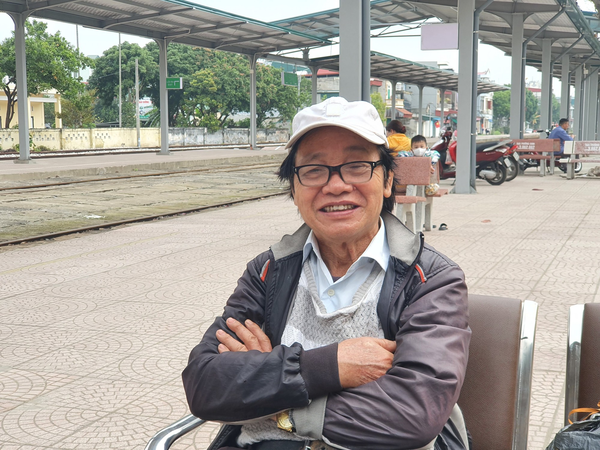 Nhộn nhịp s&acirc;n ga tuyến đường sắt H&agrave; Nội - Hải Ph&ograve;ng ng&agrave;y cận Tết- Ảnh 7.