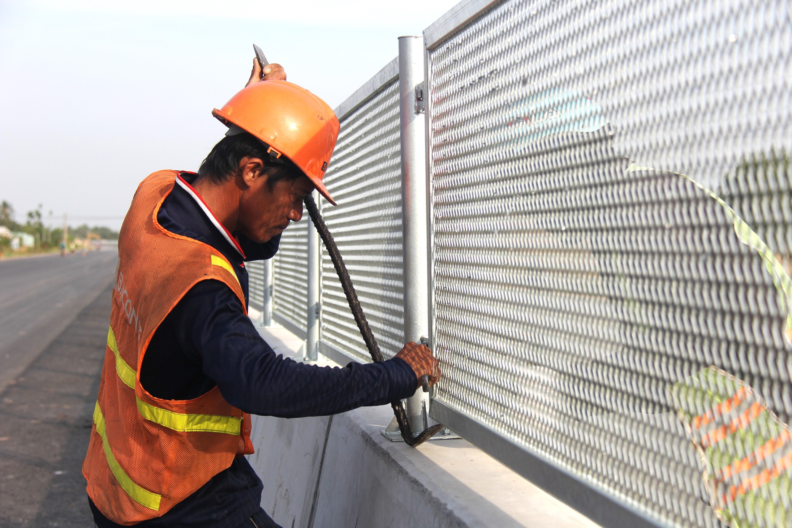 Sôi động công trường cao tốc Bến Lức - Long Thành ngày giáp Tết- Ảnh 5. Sôi động công trường cao tốc Bến Lức - Long Thành ngày giáp Tết- Ảnh 5.