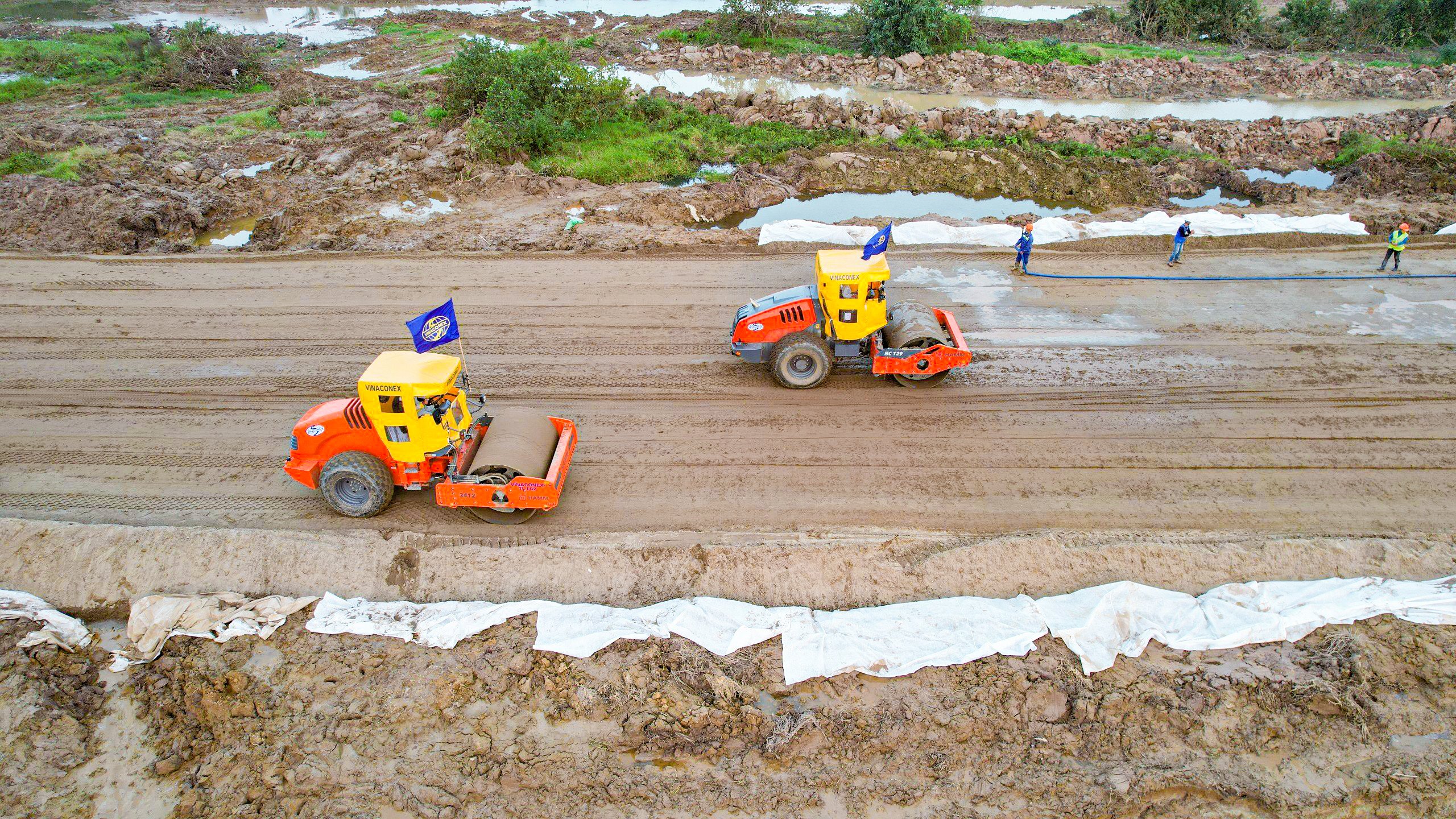 C&ocirc;ng trường V&agrave;nh đai 4 - V&ugrave;ng thủ đ&ocirc; hối hả thi c&ocirc;ng những ng&agrave;y cận Tết- Ảnh 11.