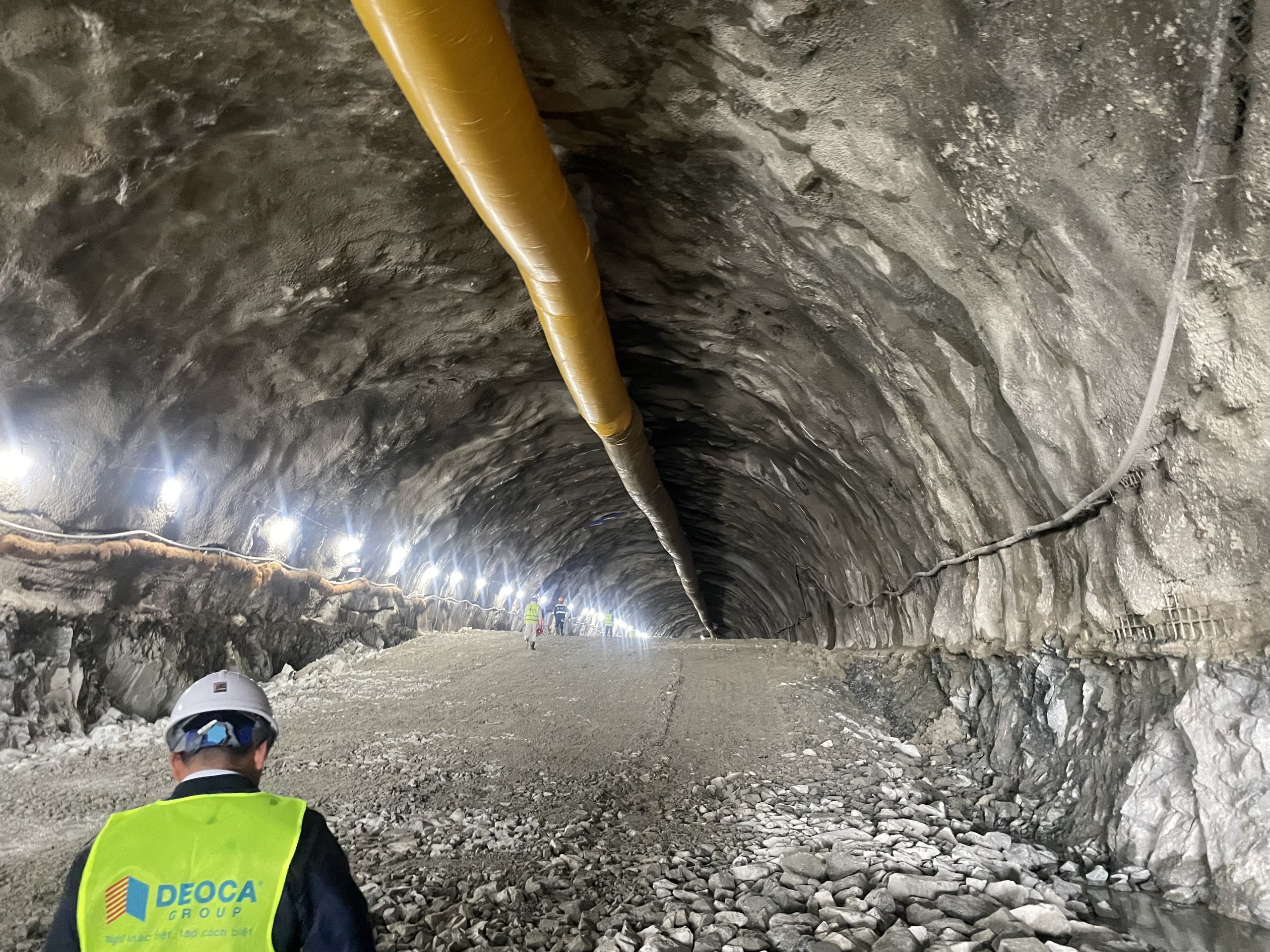 Miệt mài thi công cao tốc Quảng Ngãi - Hoài Nhơn xuyên giao thừa- Ảnh 11. Miệt mài thi công cao tốc Quảng Ngãi - Hoài Nhơn xuyên giao thừa- Ảnh 11.