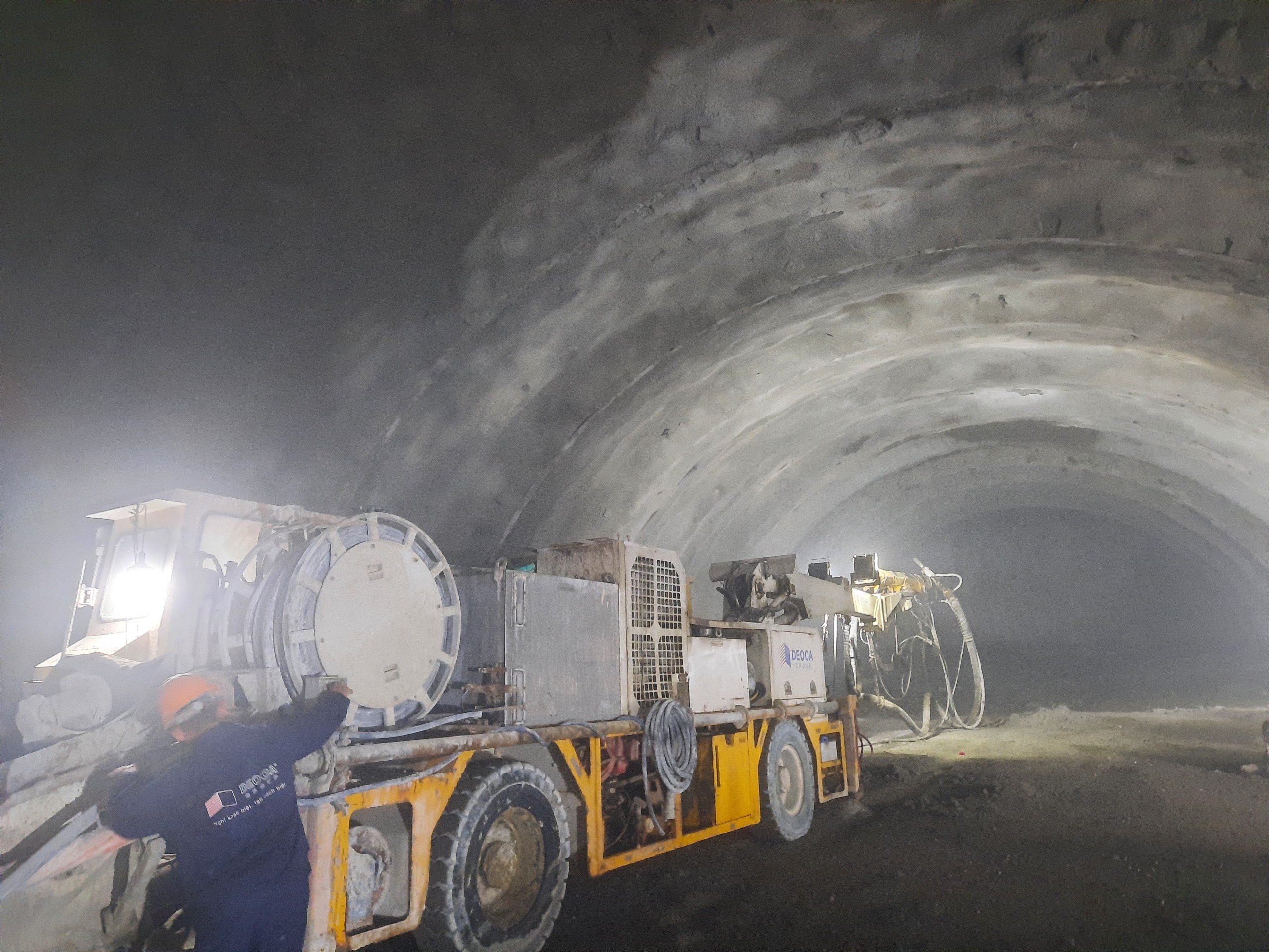 Miệt mài thi công cao tốc Quảng Ngãi - Hoài Nhơn xuyên giao thừa- Ảnh 7. Miệt mài thi công cao tốc Quảng Ngãi - Hoài Nhơn xuyên giao thừa- Ảnh 7.