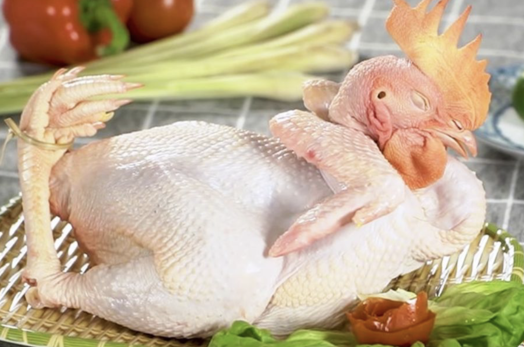 Luộc gà cánh tiên dũng mãnh, đẹp mắt siêu chuẩn ngày Tết không khó nếu biết điều này- Ảnh 4. Luộc gà cánh tiên dũng mãnh, đẹp mắt siêu chuẩn ngày Tết không khó nếu biết điều này- Ảnh 4.