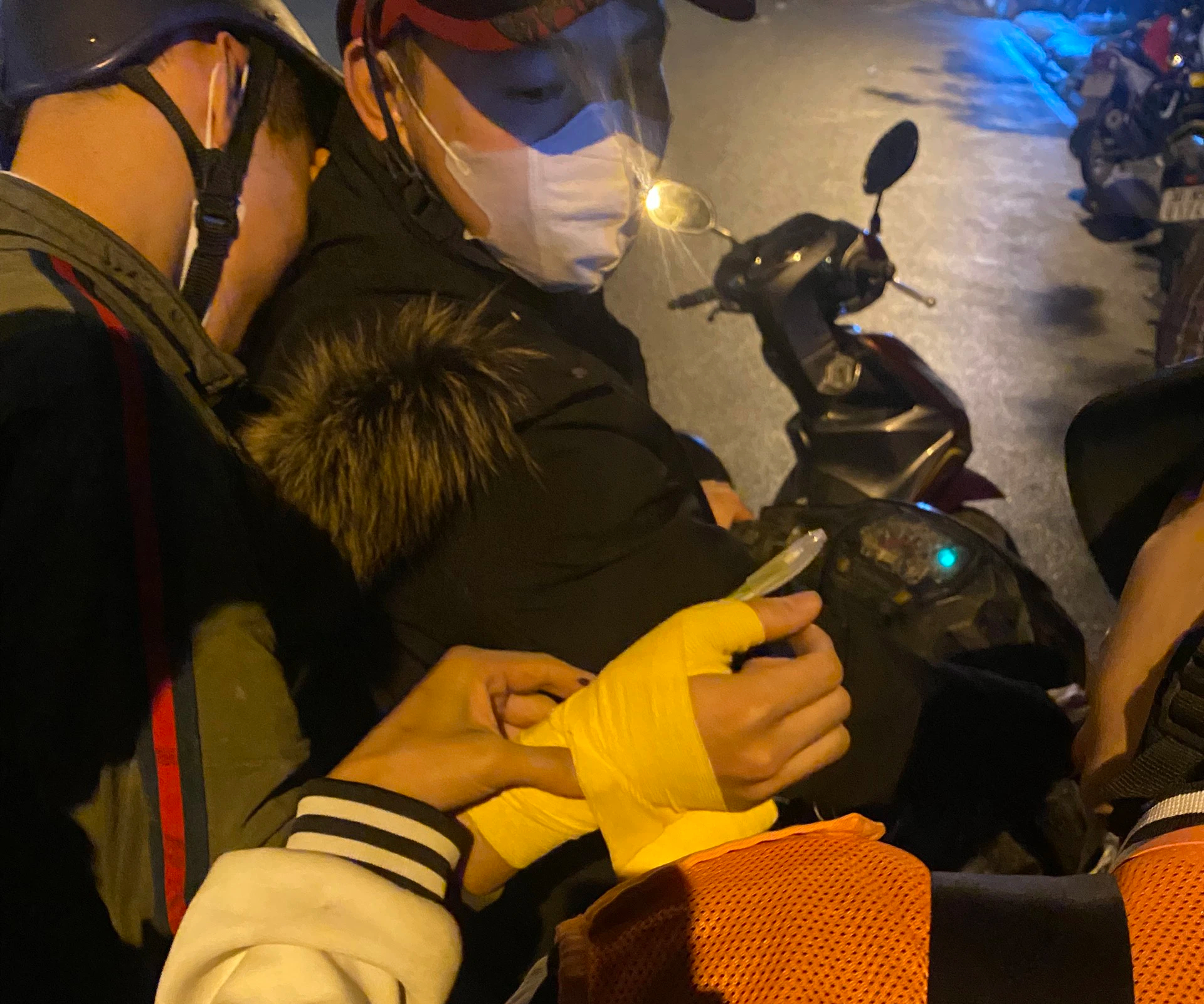 Báo động tai nạn do uống say lái xe máy dịp Tết- Ảnh 1. Báo động tai nạn do uống say lái xe máy dịp Tết- Ảnh 1.