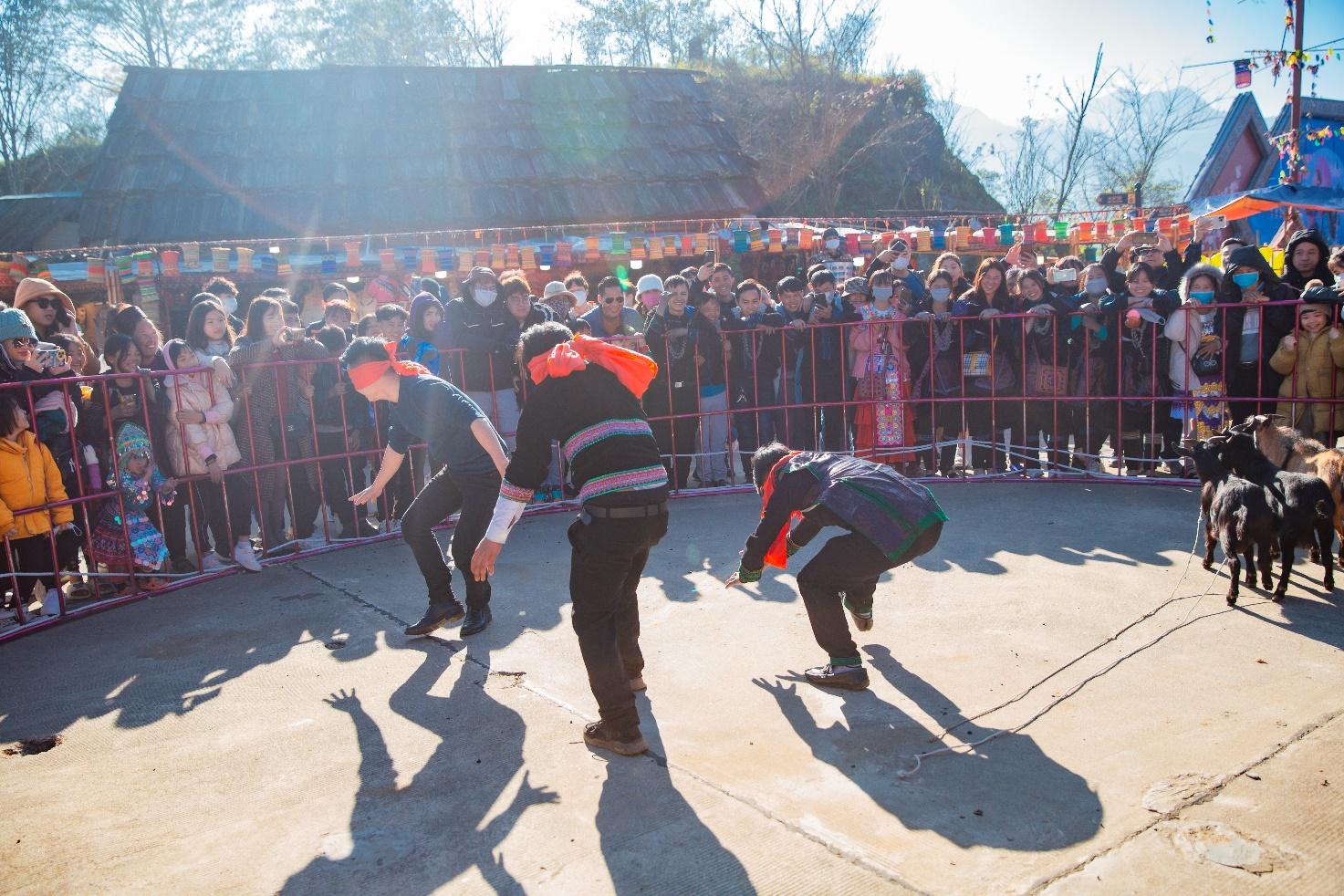 C&aacute;p treo Fansipan mở cửa trở lại c&ugrave;ng chuỗi lễ hội rộn r&agrave;ng đ&oacute;n xu&acirc;n- Ảnh 6.