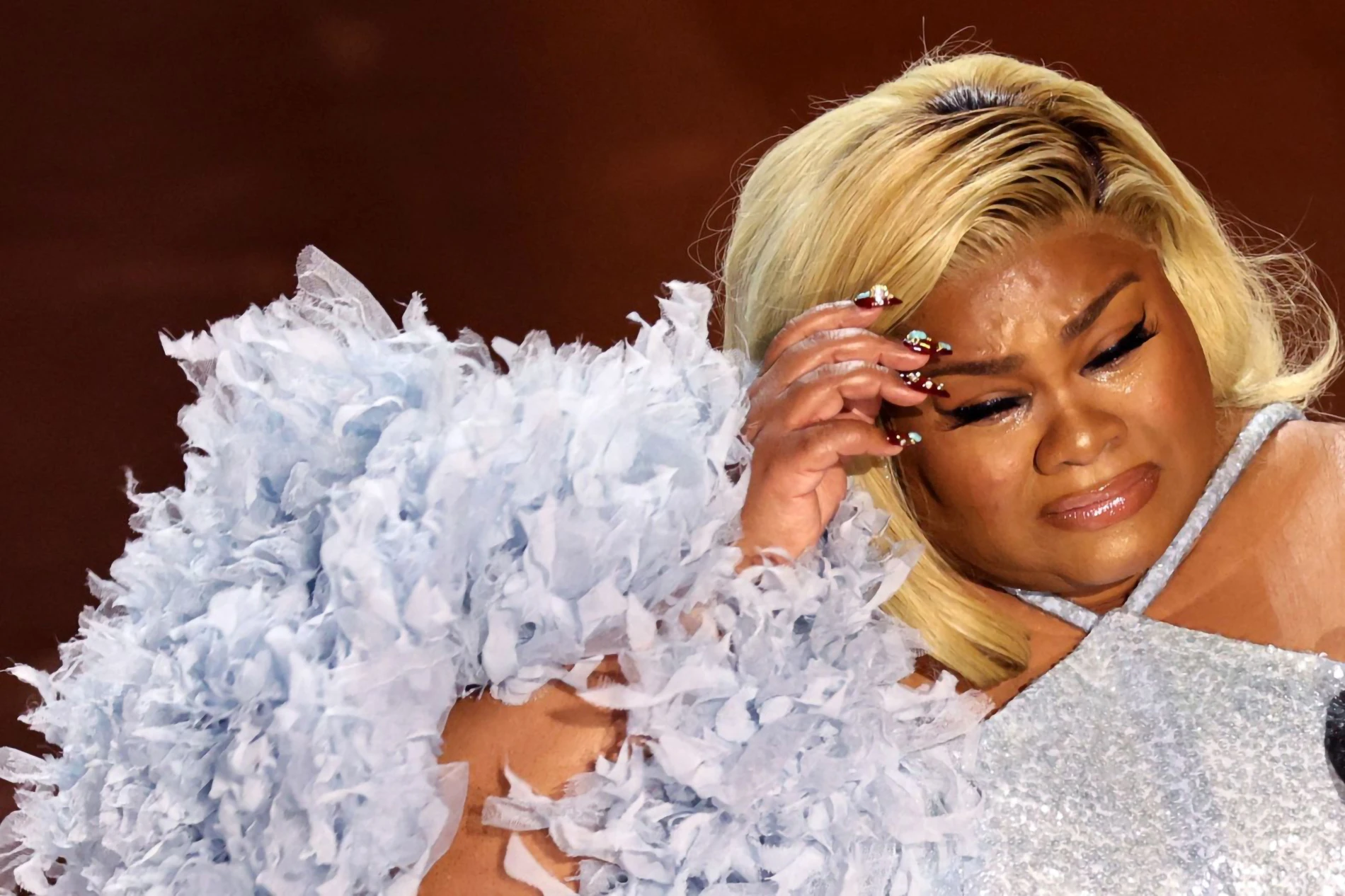 Da'Vine Joy Randolph khóc khi cô được vinh danh trong hạng mục Nữ diễn viên phụ xuất sắc nhất. Da'Vine Joy Randolph khóc khi cô được vinh danh trong hạng mục Nữ diễn viên phụ xuất sắc nhất.