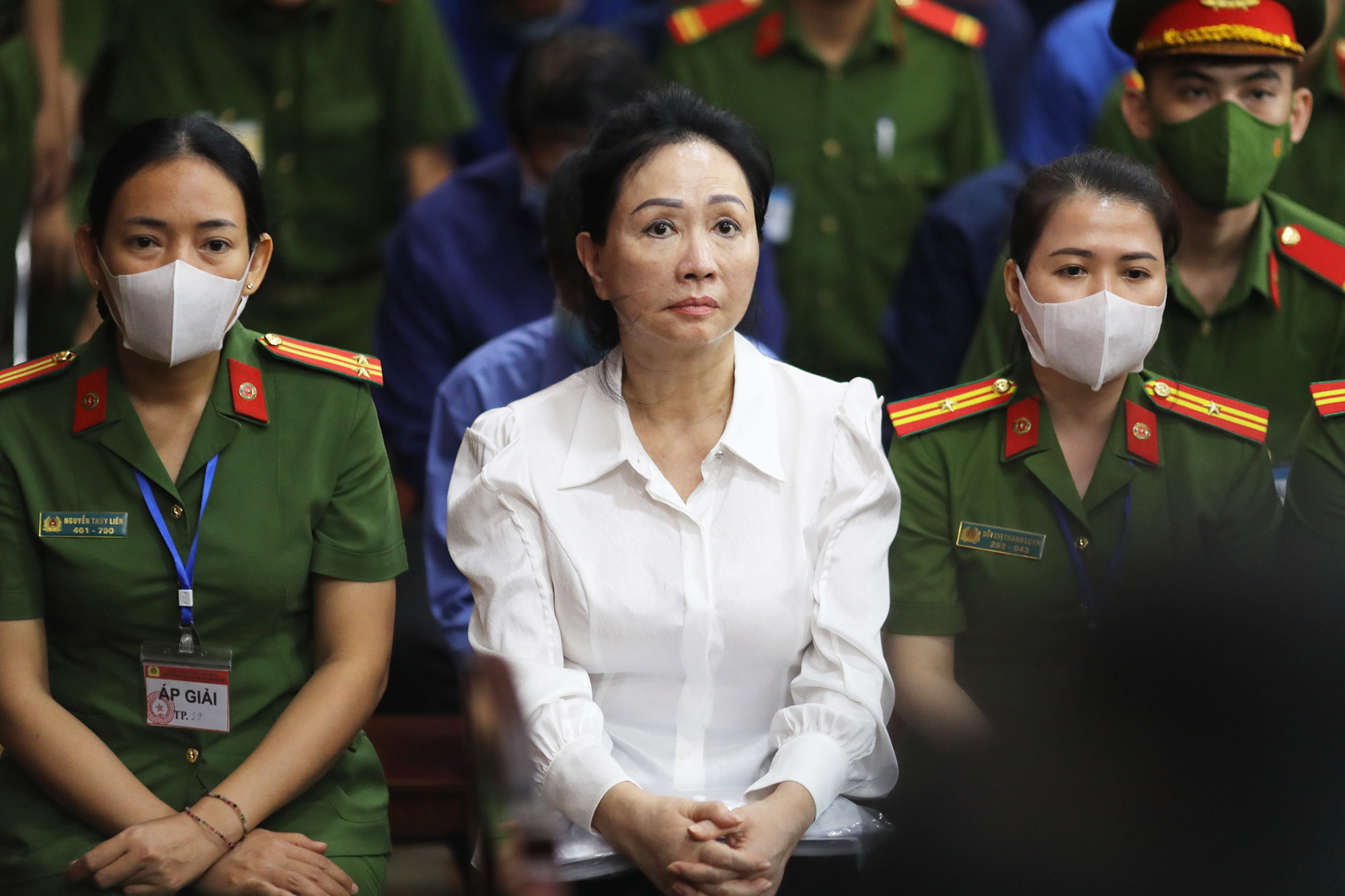 Trương Mỹ Lan phủ nhận nắm giữ 91% cổ phần SCB, nói phần lớn đứng giùm cho người khác- Ảnh 1. Trương Mỹ Lan phủ nhận nắm giữ 91% cổ phần SCB, nói phần lớn đứng giùm cho người khác- Ảnh 1.