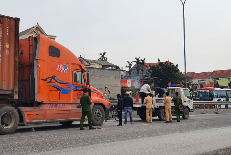 Hiện trường xảy ra vụ tai nạn. Hiện trường xảy ra vụ tai nạn.