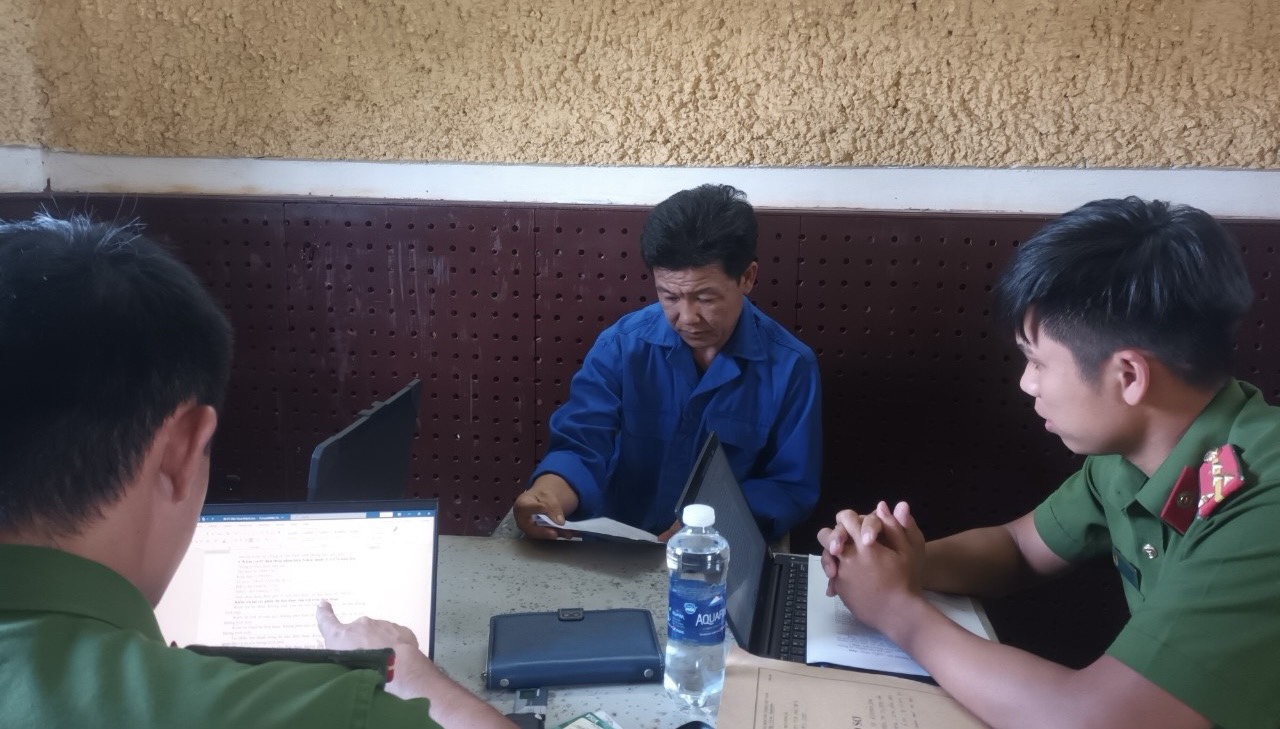 Đắk N&ocirc;ng: Bắt tạm giam đối tượng giả chạy &aacute;n ma t&uacute;y, chiếm đoạt t&agrave;i sản- Ảnh 1.