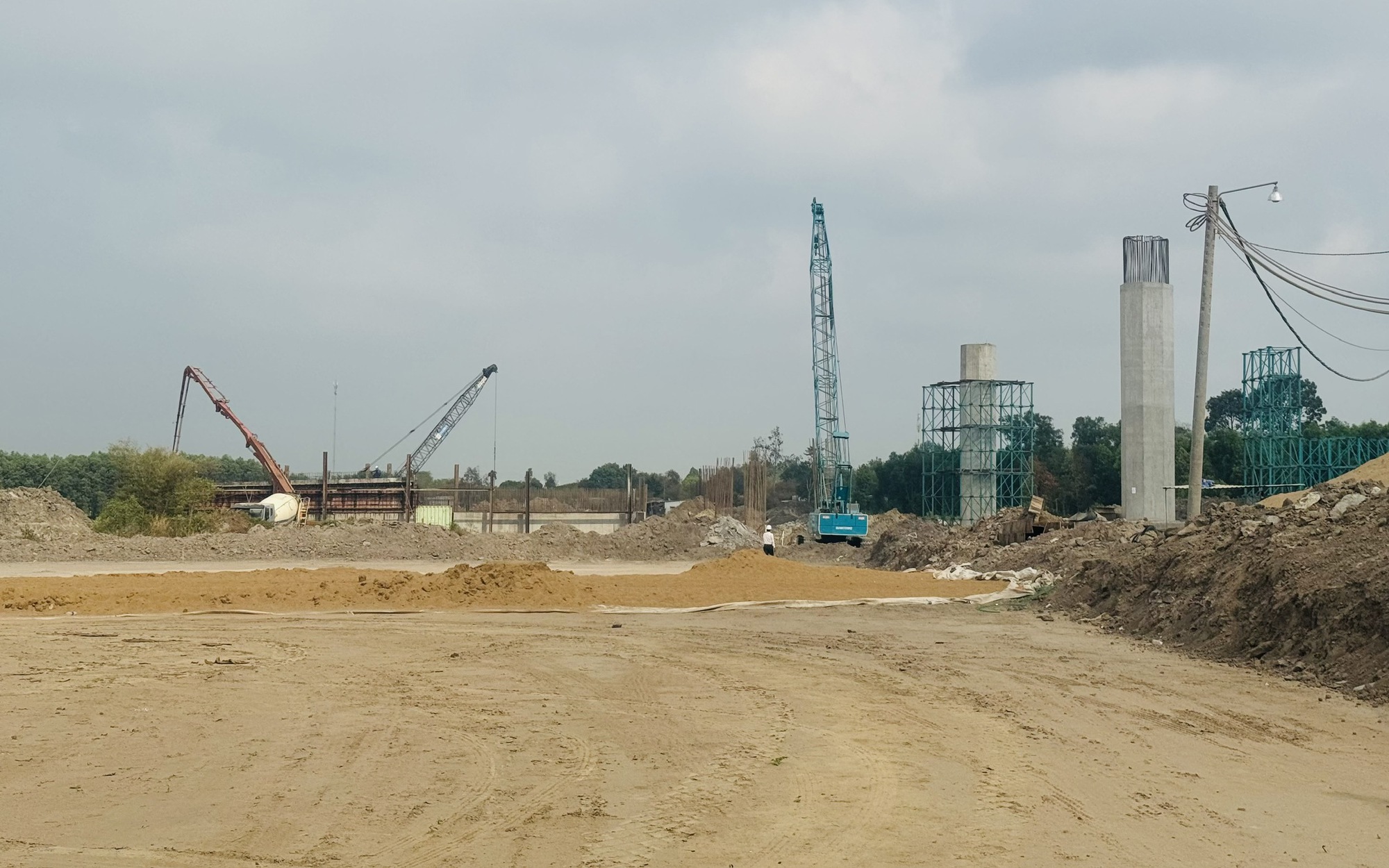 Th&ecirc;m 43 hộ d&acirc;n nhường đất l&agrave;m đường kết nối s&acirc;n bay Long Th&agrave;nh bốc thăm đất t&aacute;i định cư