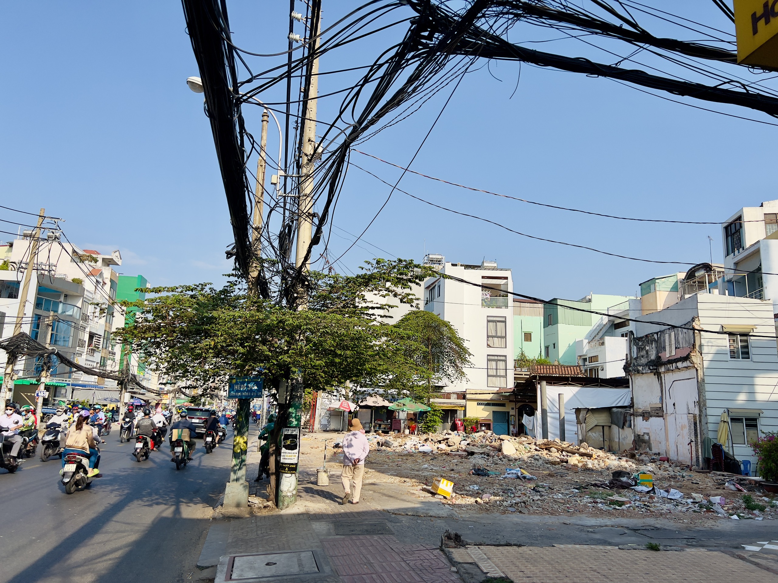 Quận 3 bàn giao 57 mặt bằng cho dự án metro số 2- Ảnh 3. Quận 3 bàn giao 57 mặt bằng cho dự án metro số 2- Ảnh 3.