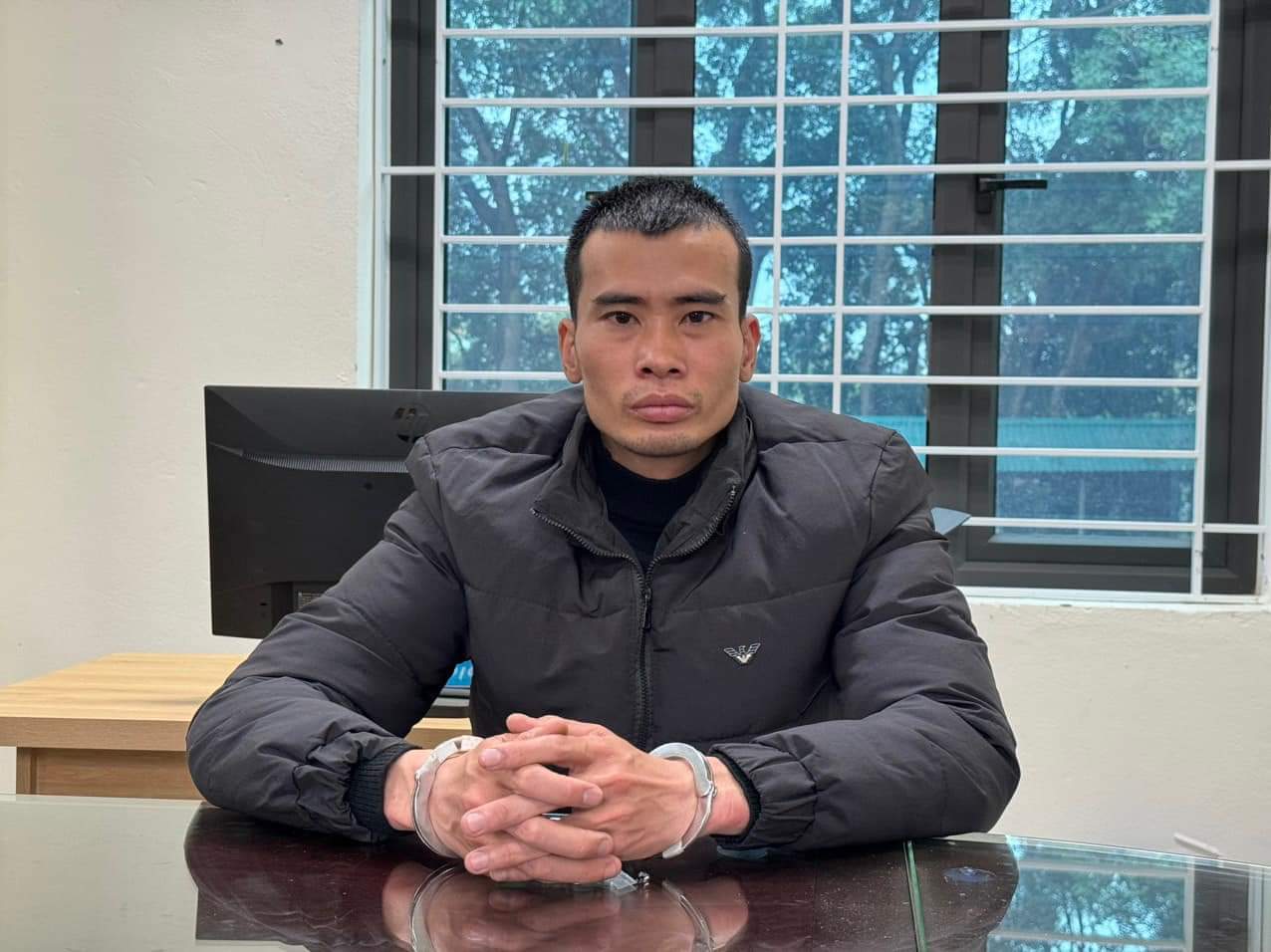 Hai nghi phạm trong vụ cướp 1 tỷ đồng ở Vĩnh Ph&uacute;c khai g&igrave;?- Ảnh 3.