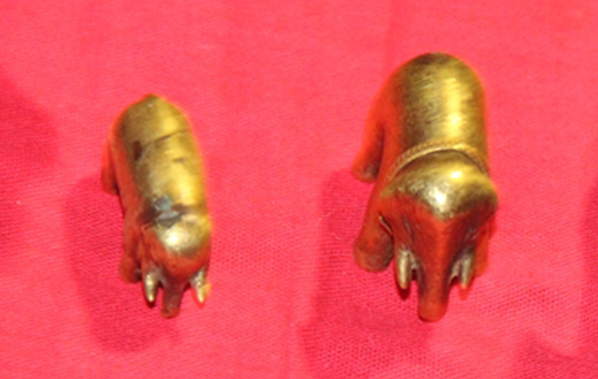 Về nơi người dân thay nhau canh giữ bảo vật vua ban- Ảnh 2. Về nơi người dân thay nhau canh giữ bảo vật vua ban- Ảnh 2.