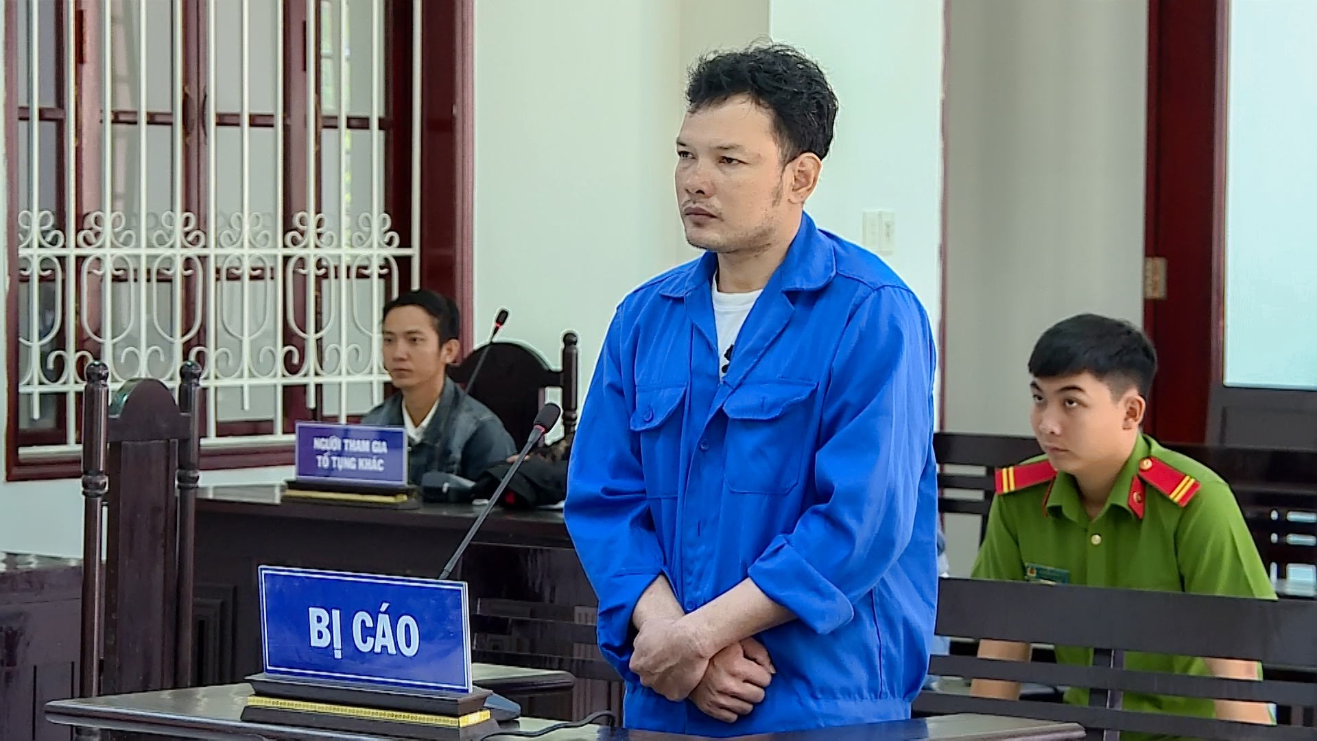 Đ&aacute;nh tử vong nam thanh ni&ecirc;n đến đ&ograve;i nợ, chủ cửa h&agrave;ng vật liệu x&acirc;y dựng lĩnh &aacute;n- Ảnh 1.
