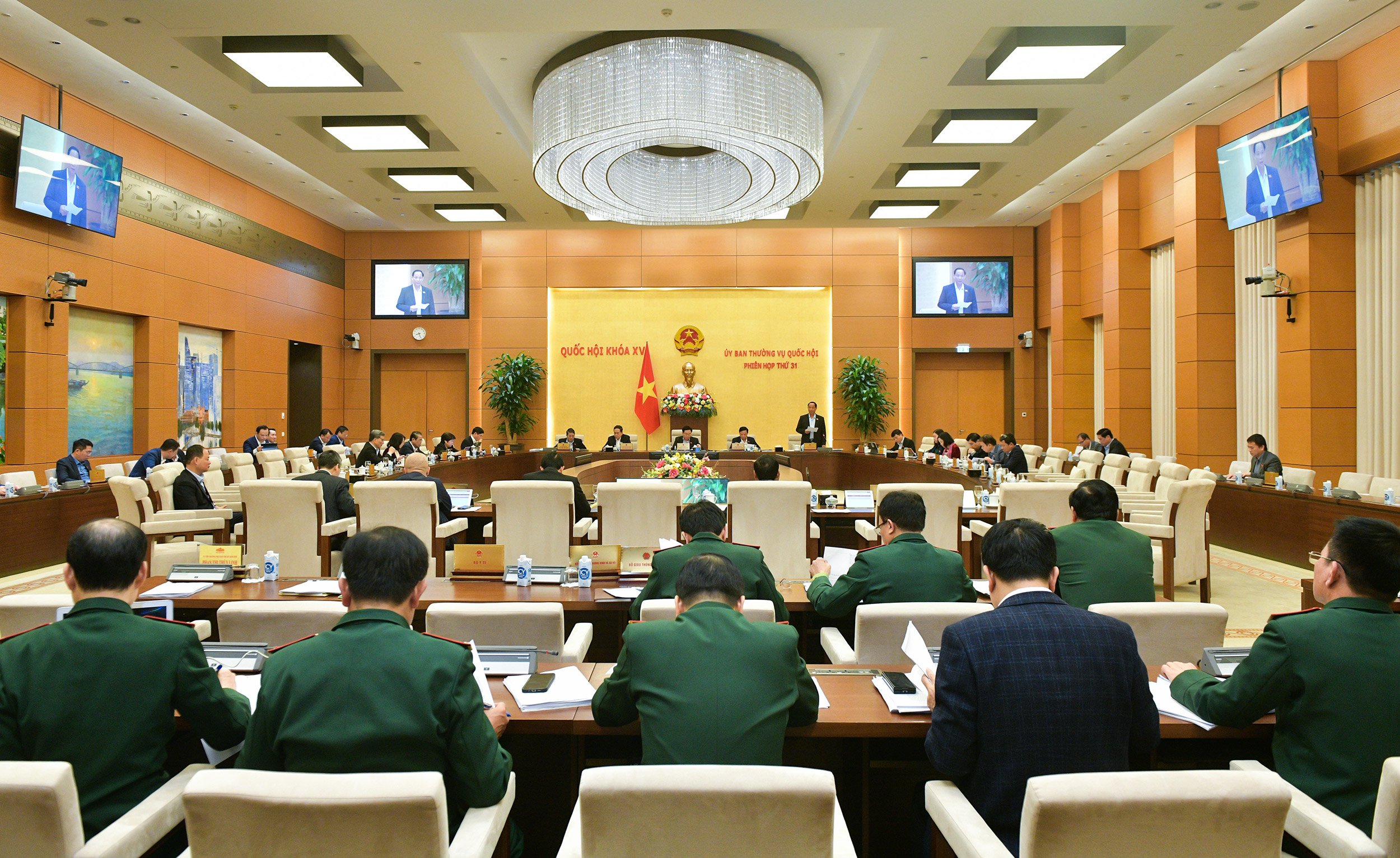 Cho &yacute; kiến về đề xuất tr&iacute;ch tr&ecirc;n 70% tiền phạt vi phạm giao th&ocirc;ng cho CSGT- Ảnh 2.