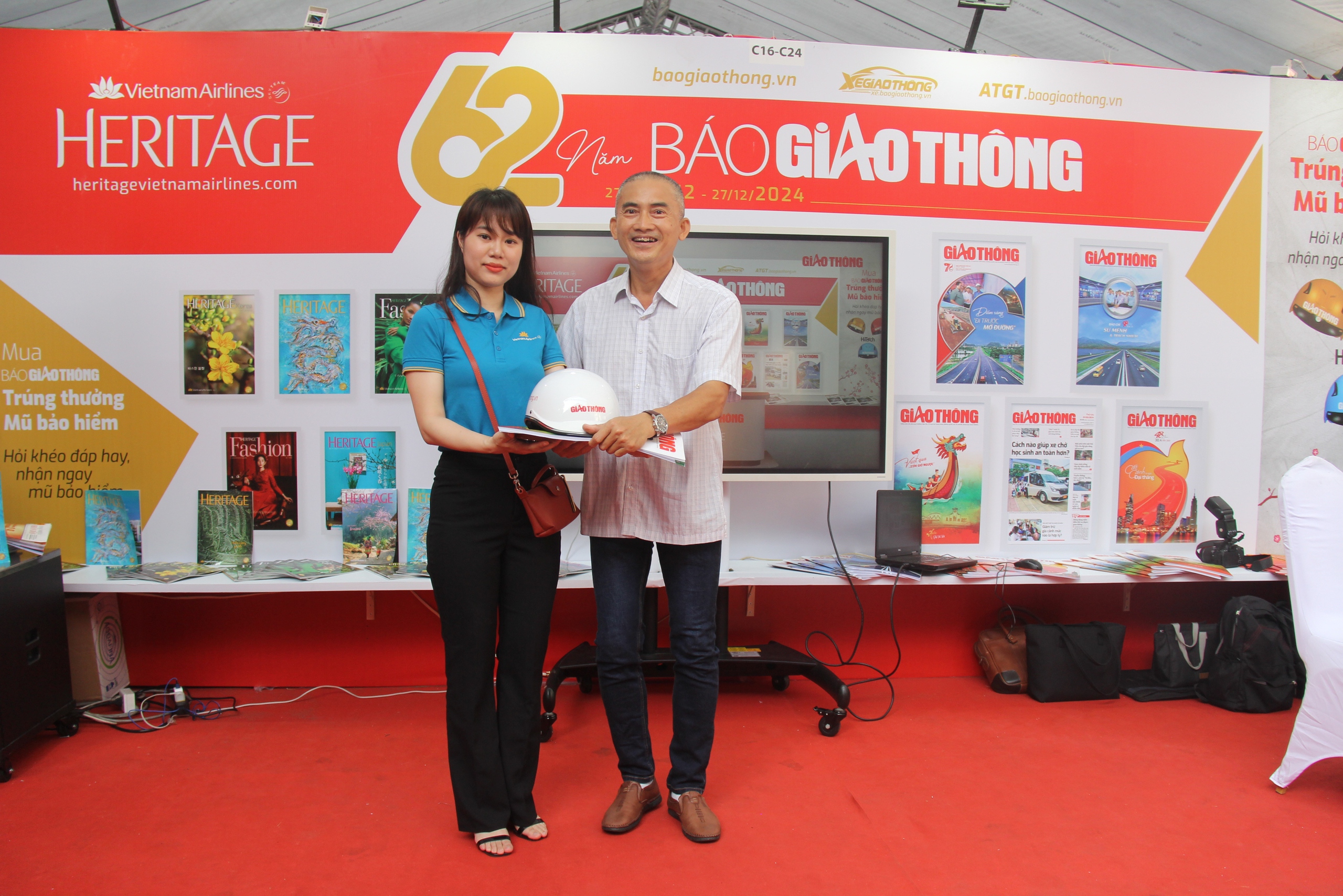 Hội Báo toàn quốc 2024 tại TP.HCM: Ngày hội của nhà báo và bạn đọc- Ảnh 7. Hội Báo toàn quốc 2024 tại TP.HCM: Ngày hội của nhà báo và bạn đọc- Ảnh 7.