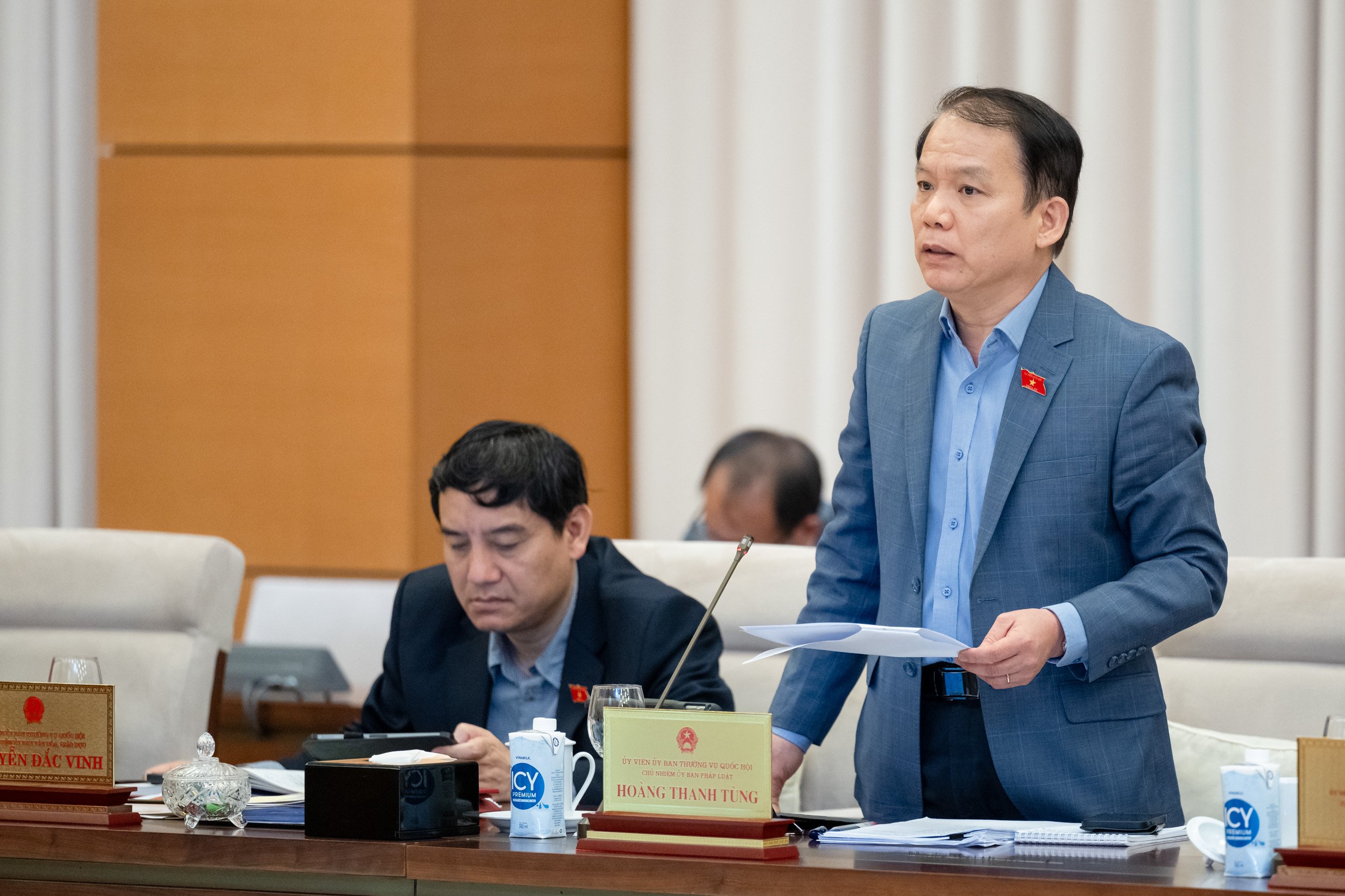 Cho &yacute; kiến về đề xuất tr&iacute;ch tr&ecirc;n 70% tiền phạt vi phạm giao th&ocirc;ng cho CSGT- Ảnh 1.