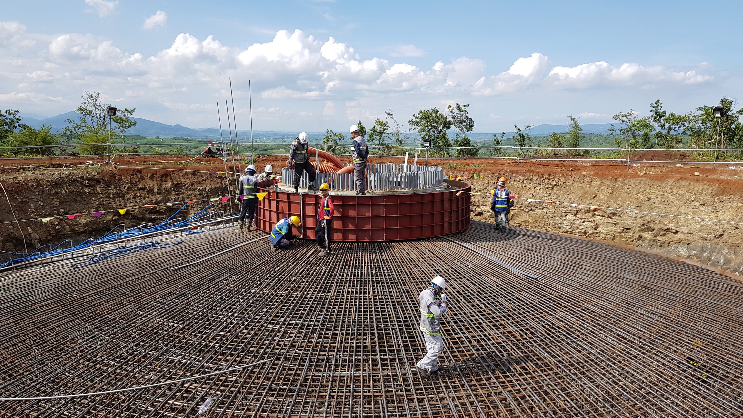 Gia Lai: Lập đo&agrave;n kiểm tra vụ l&agrave;m dự &aacute;n điện gi&oacute; tr&ecirc;n đất rừng- Ảnh 1.