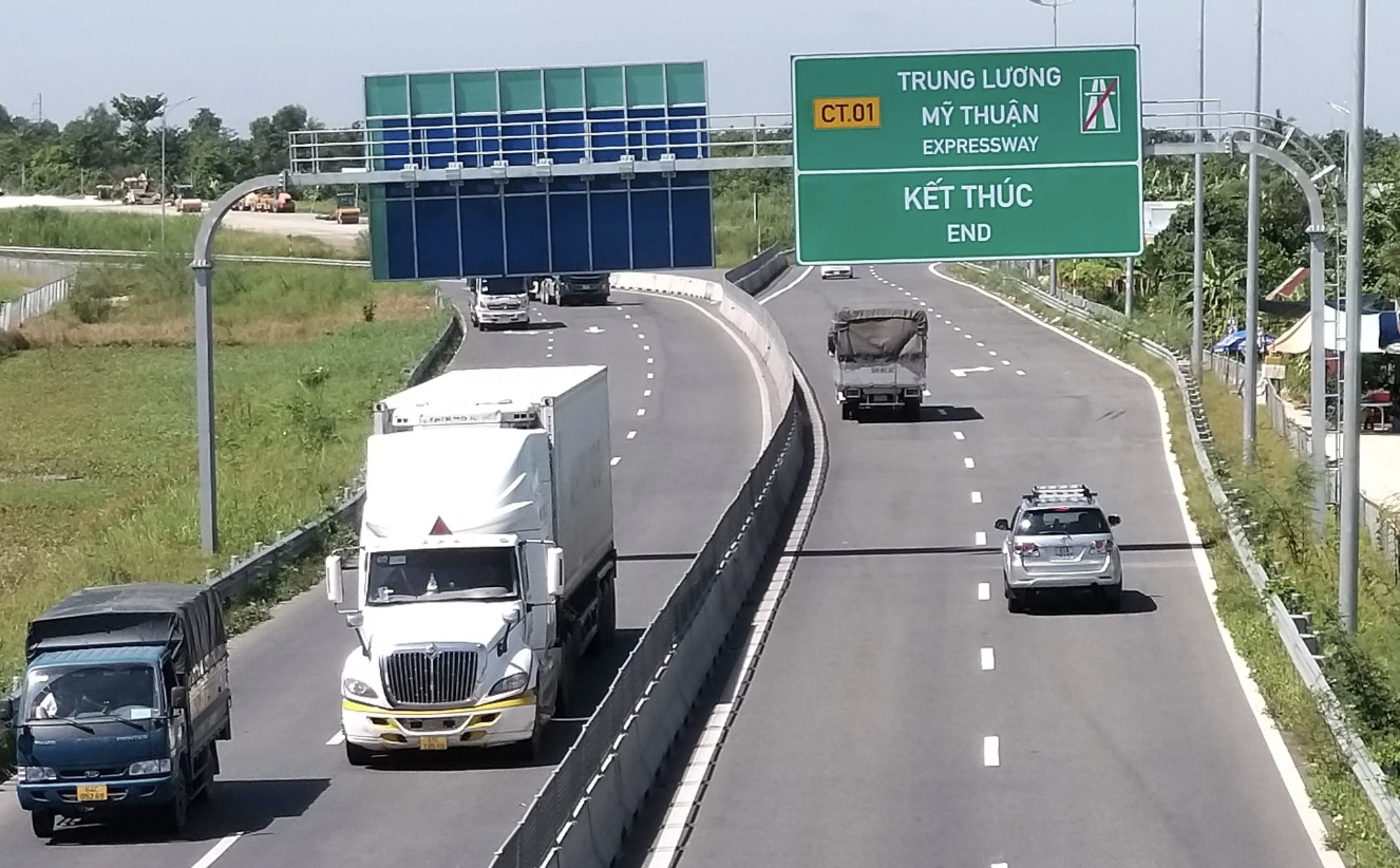 Bộ GTVT phản hồi kiến nghị x&acirc;y dựng l&agrave;n khẩn cấp tr&ecirc;n cao tốc Trung Lương - Mỹ Thuận- Ảnh 1.