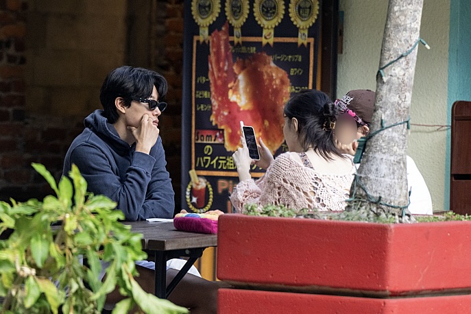 Ryu Jun Yeol có gia sản, tài năng đến đâu mà Ryu Jun Yeol có gia sản, tài năng đến đâu mà