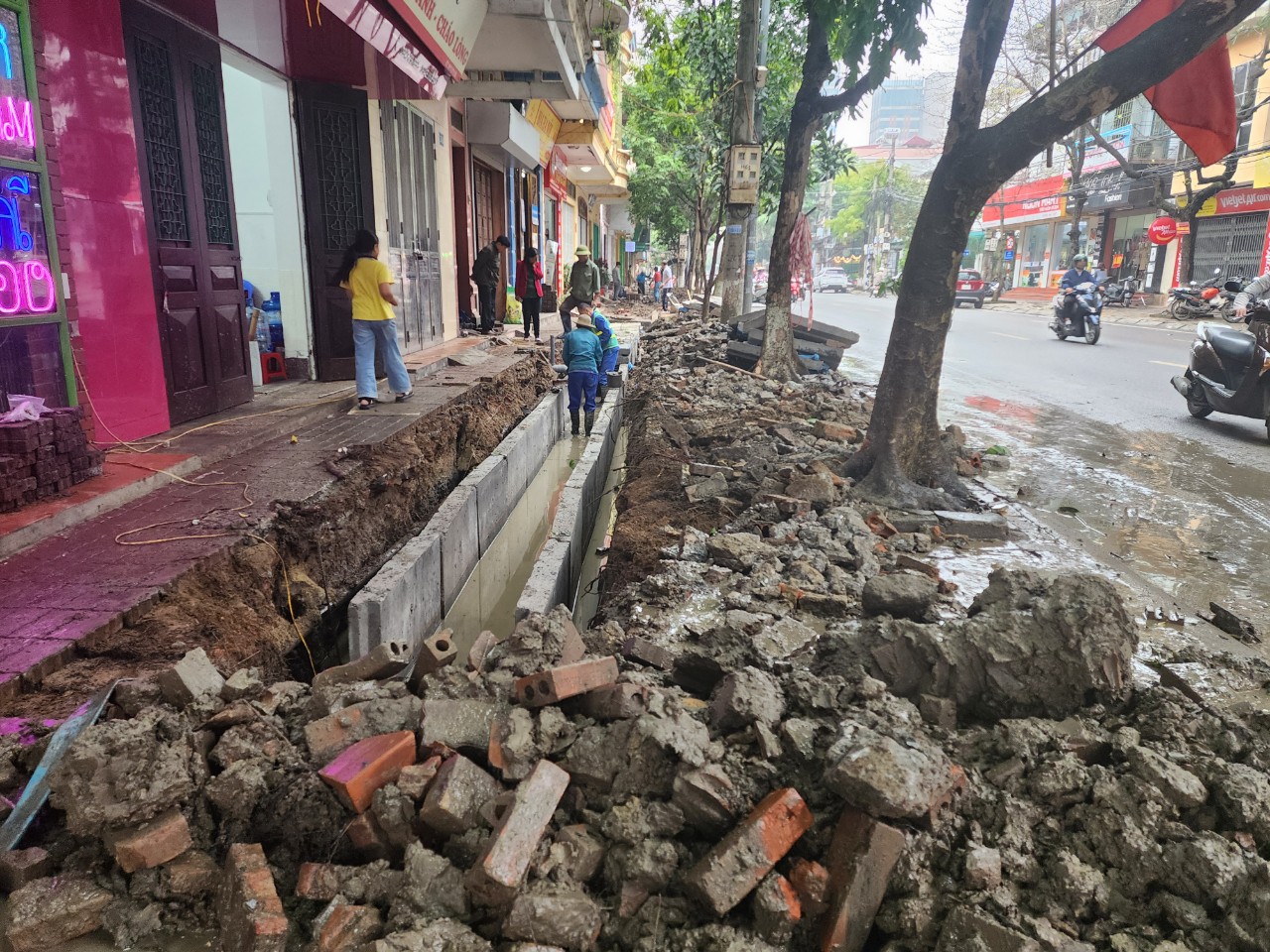 Th&aacute;i B&igrave;nh: Bất an dự &aacute;n chỉnh trang đ&ocirc; thị thi c&ocirc;ng ẩu- Ảnh 8.