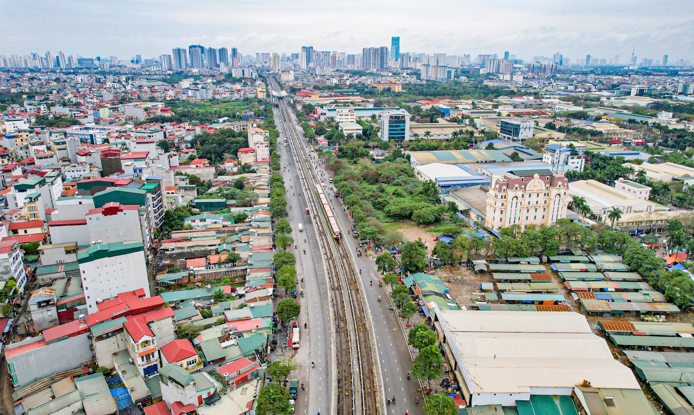Trải nghiệm metro Nhổn - ga Hà Nội: Tàu chạy êm, an toàn- Ảnh 5. Trải nghiệm metro Nhổn - ga Hà Nội: Tàu chạy êm, an toàn- Ảnh 5.