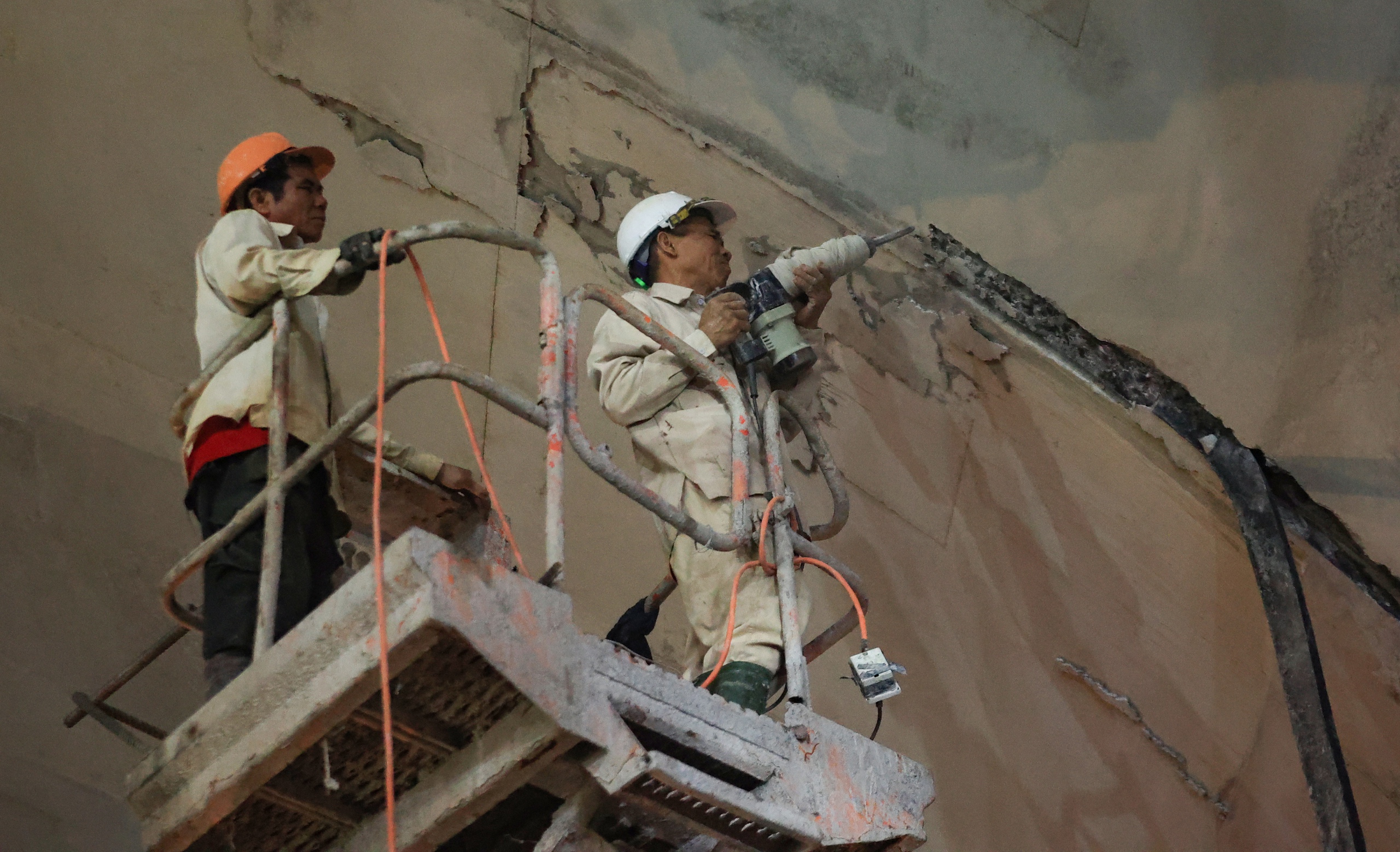 Hai hầm xuy&ecirc;n n&uacute;i d&agrave;i nhất cao tốc Bắc - Nam giai đoạn 1 chạy đua về đ&iacute;ch- Ảnh 15.