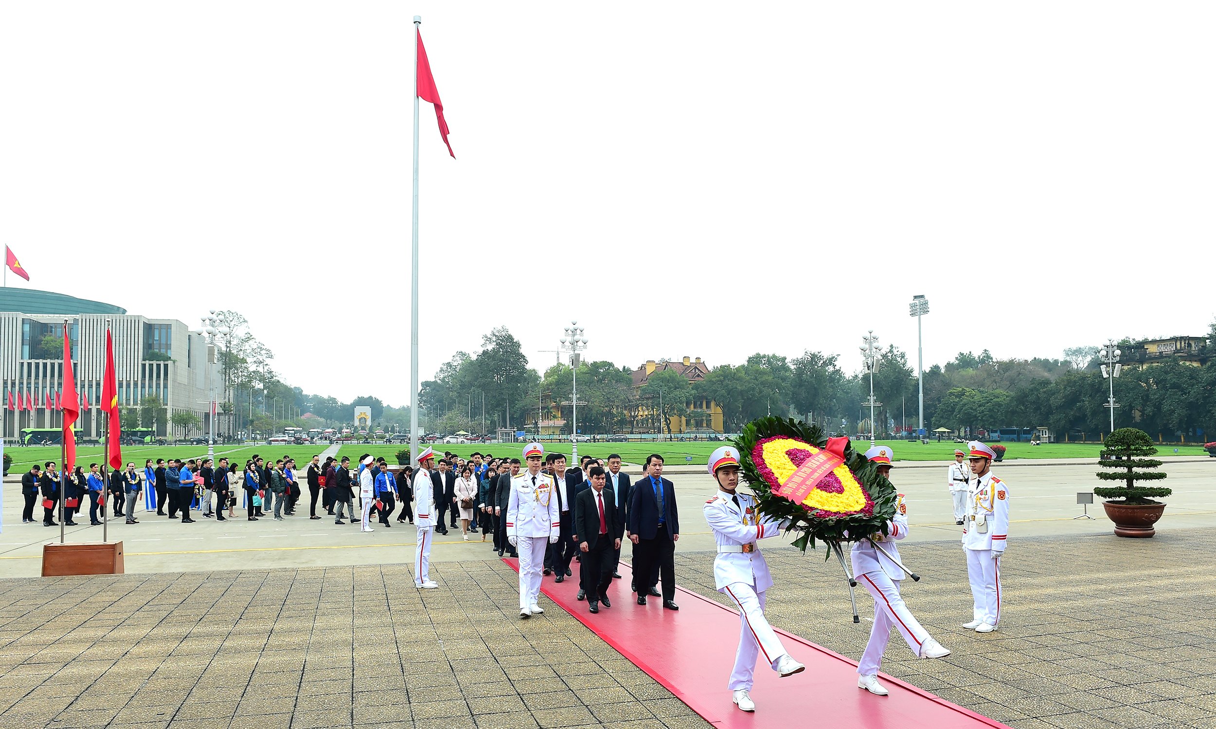 Đảng ủy Bộ GTVT tuyên dương 27 đảng viên trẻ tiêu biểu- Ảnh 4. Đảng ủy Bộ GTVT tuyên dương 27 đảng viên trẻ tiêu biểu- Ảnh 4.