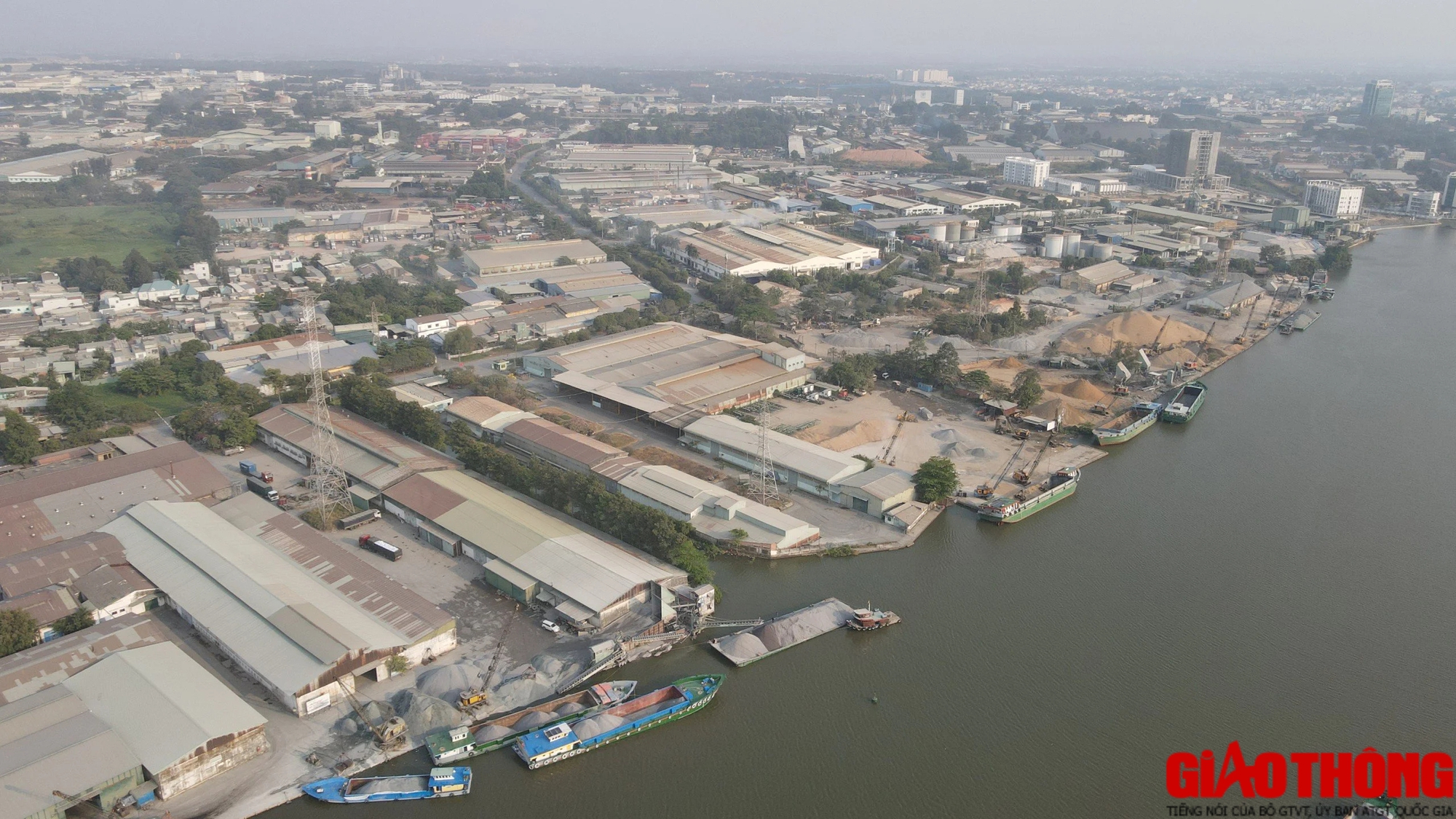 Cận cảnh khu công nghiệp lâu đời nhất Việt Nam trước thời điểm di dời- Ảnh 16. Cận cảnh khu công nghiệp lâu đời nhất Việt Nam trước thời điểm di dời- Ảnh 16.