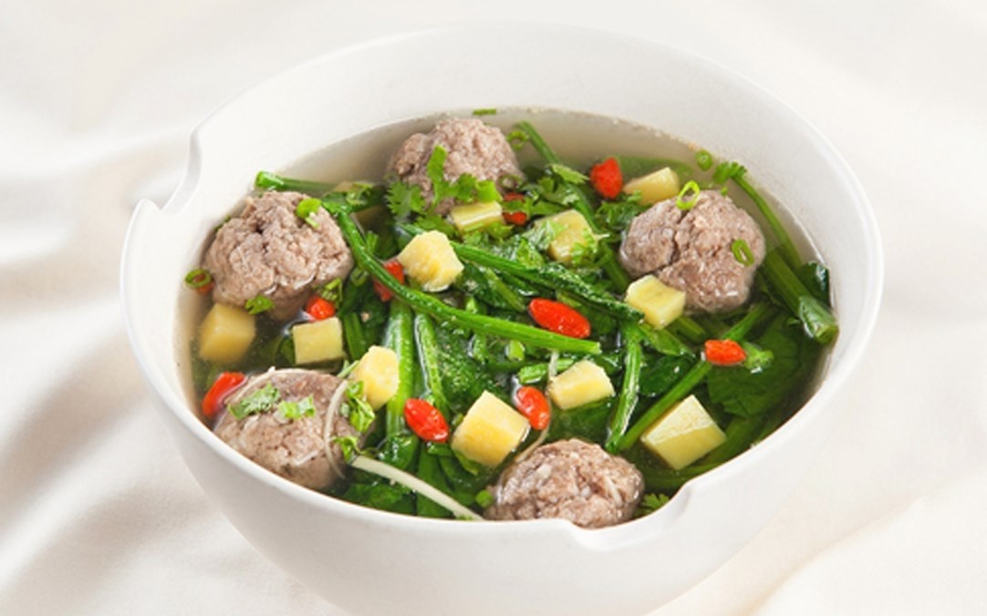 &ldquo;Vua của c&aacute;c loại rau&rdquo; nấu g&igrave; cũng bổ nhưng tuyệt đối kh&ocirc;ng ăn c&ugrave;ng thứ n&agrave;y
