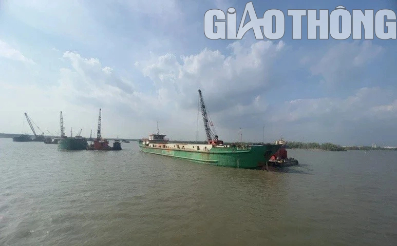 N&acirc;ng cấp tuyến luồng C&aacute;i M&eacute;p - Thị Vải: Vượt tiến độ vẫn hối hả thi c&ocirc;ng- Ảnh 1.